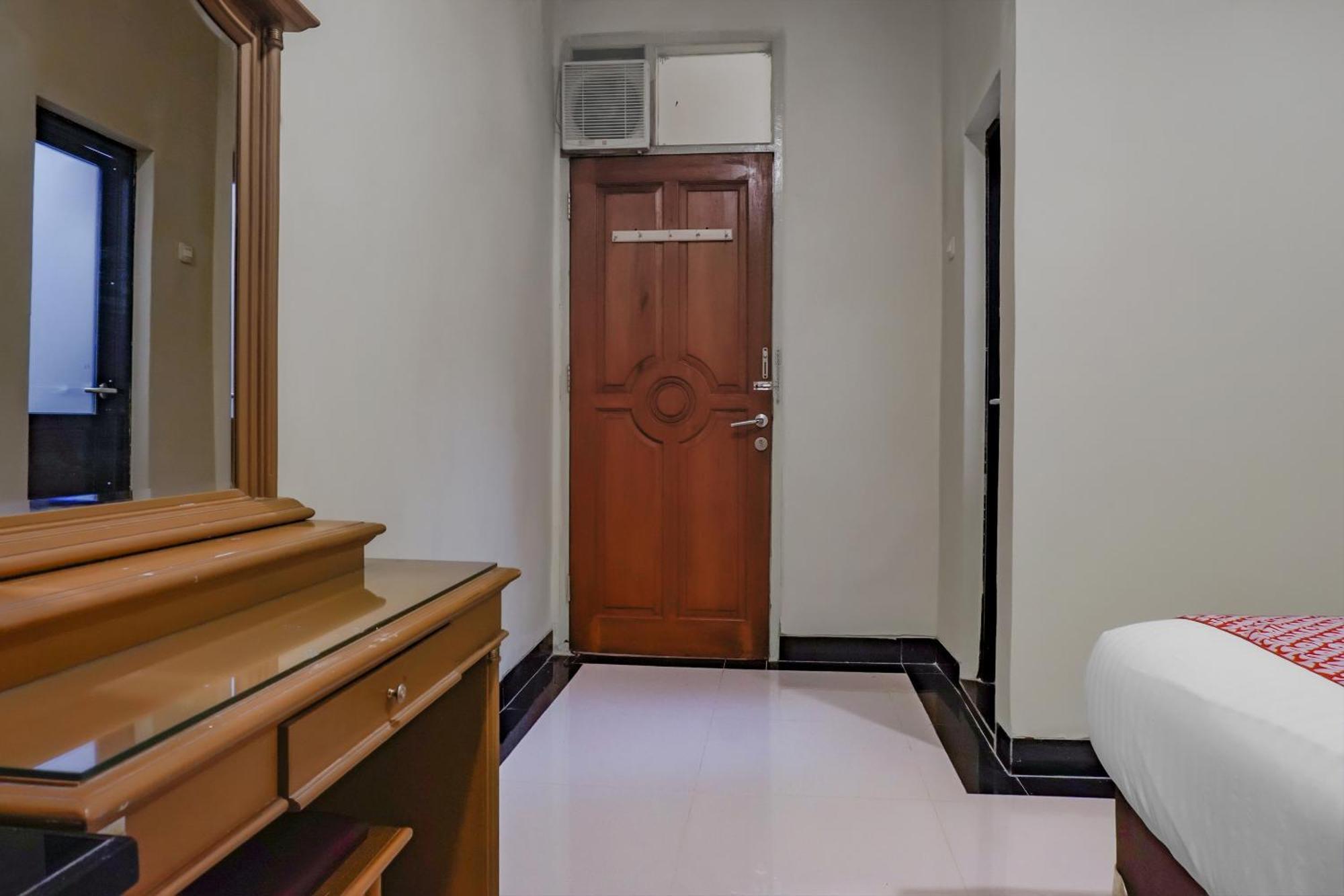 Hotel Oyo 117 Blueberry 2*