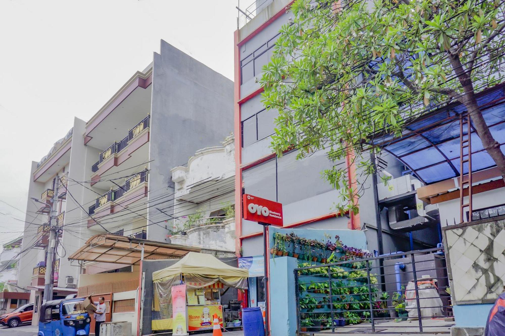 Oyo 117 Blueberry 2* Jakarta