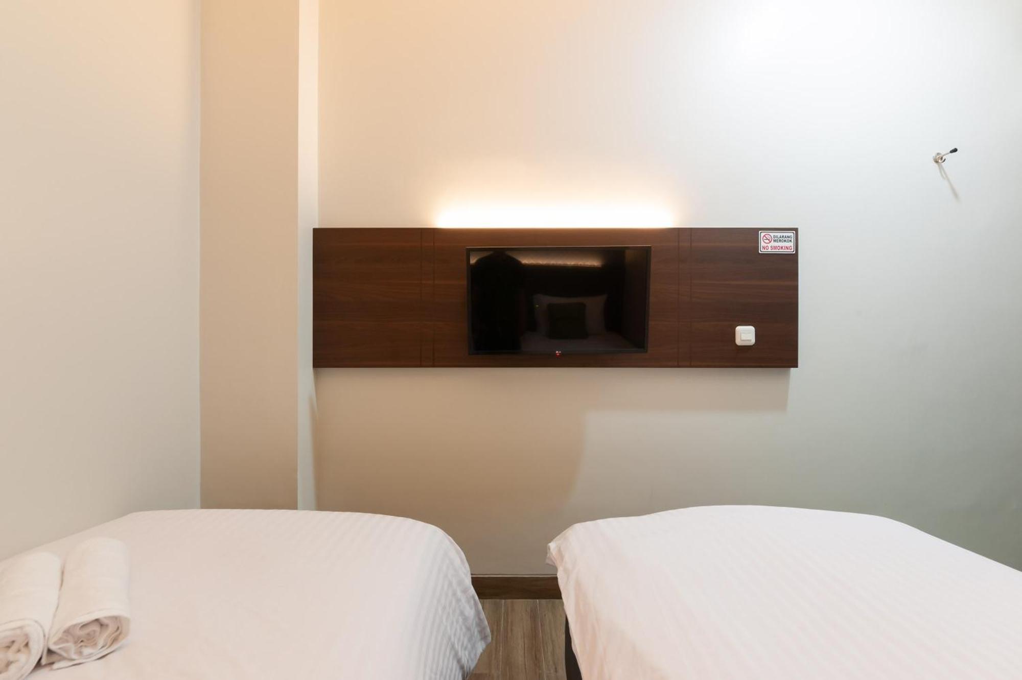 Urbanview Cengkareng By Reddoorz Jakarta