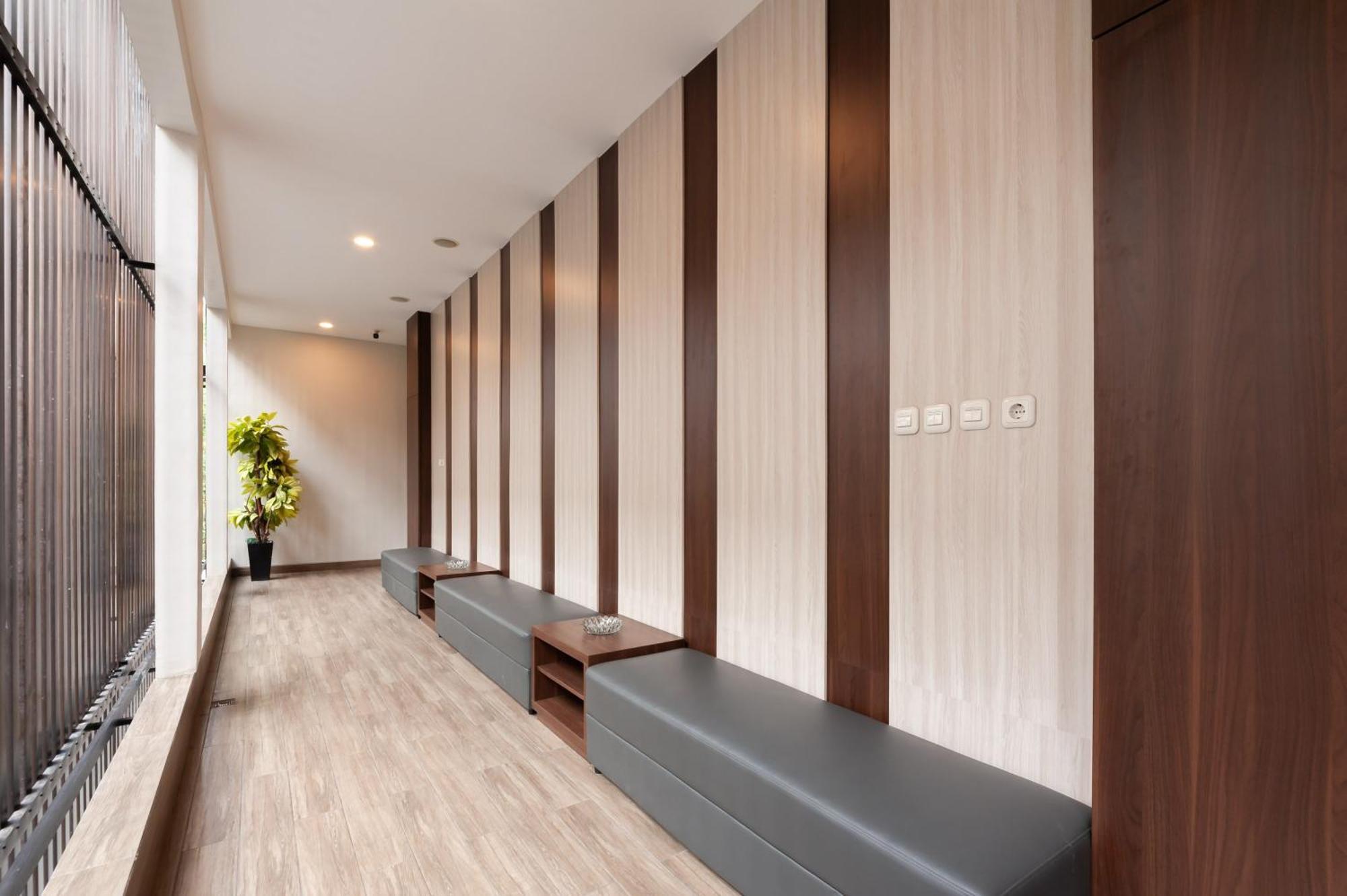 Urbanview Cengkareng By Reddoorz Hotel Jakarta