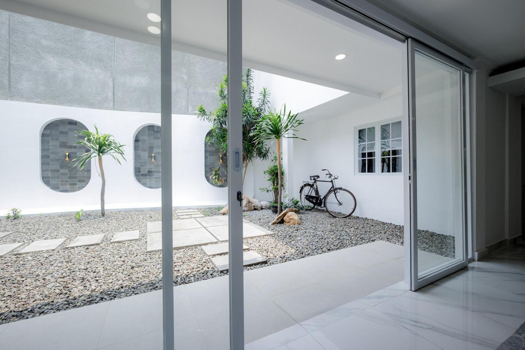 Reddoorz At Jalan Gatot Subroto Guest house Jakarta
