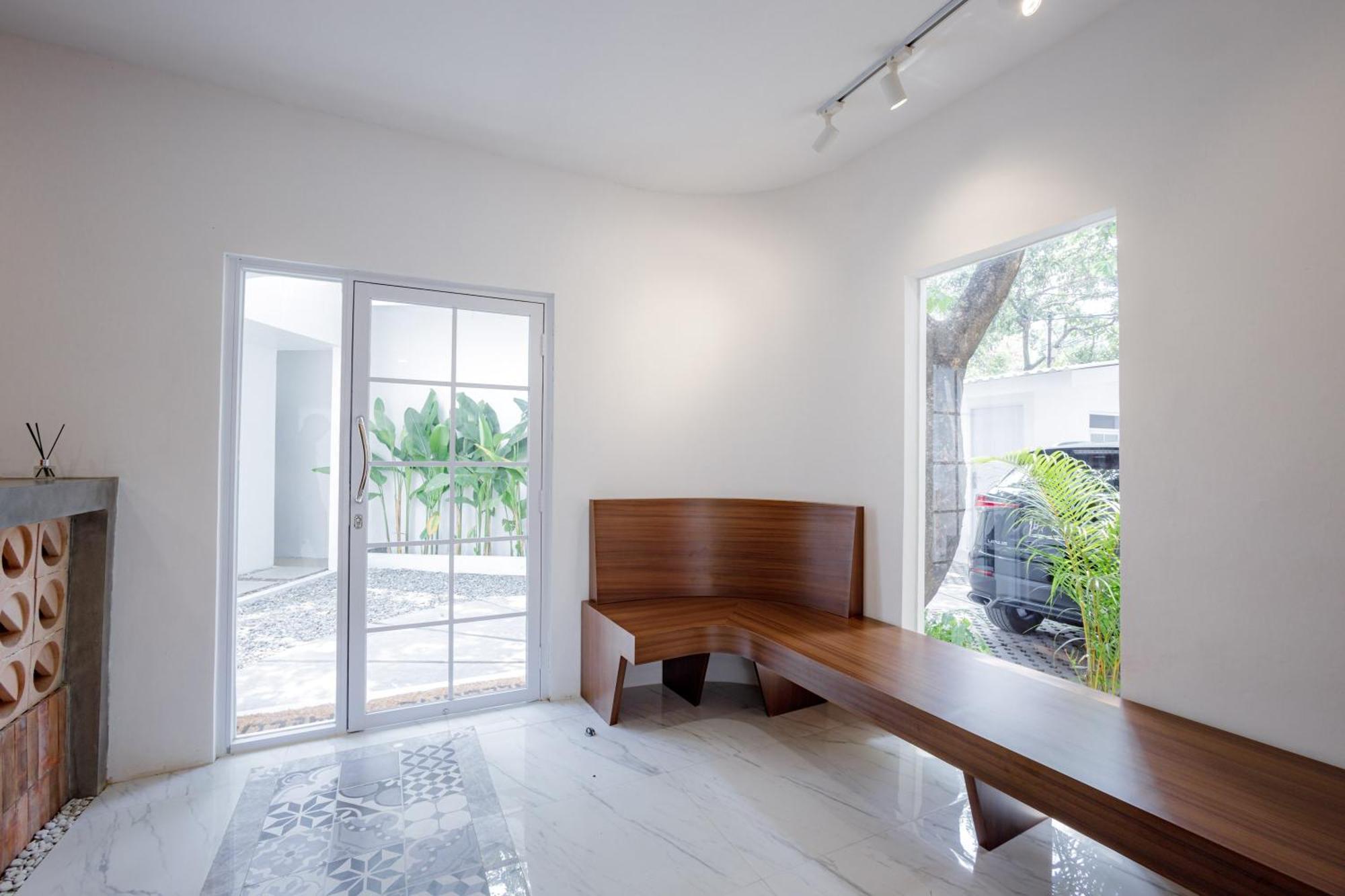 Reddoorz At Jalan Gatot Subroto Guest house Jakarta