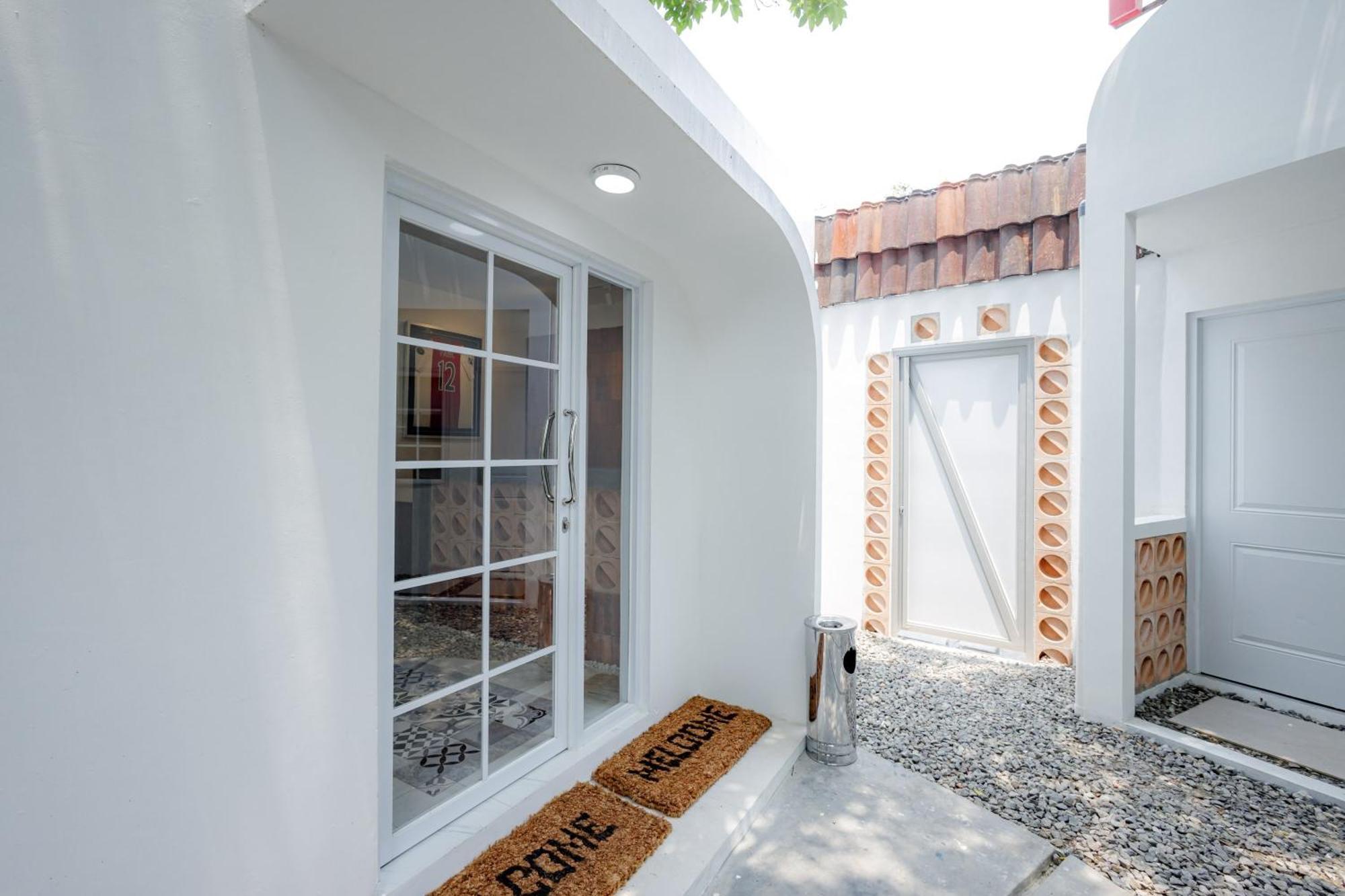 Reddoorz At Jalan Gatot Subroto Jakarta