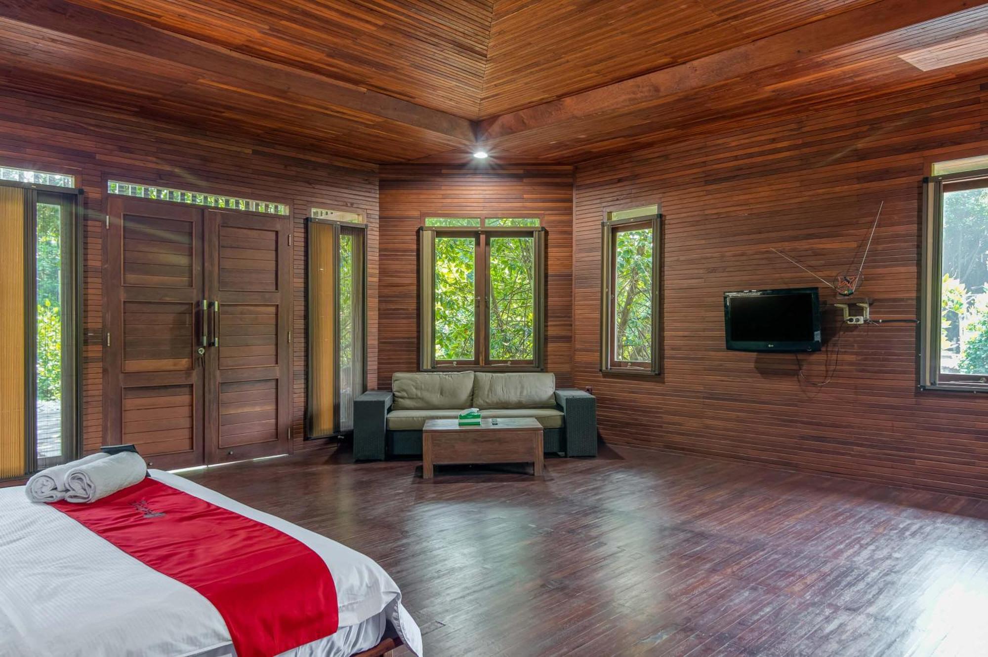 Reddoorz @ Taman Wisata Mangrove Rumah tetamu 3*
