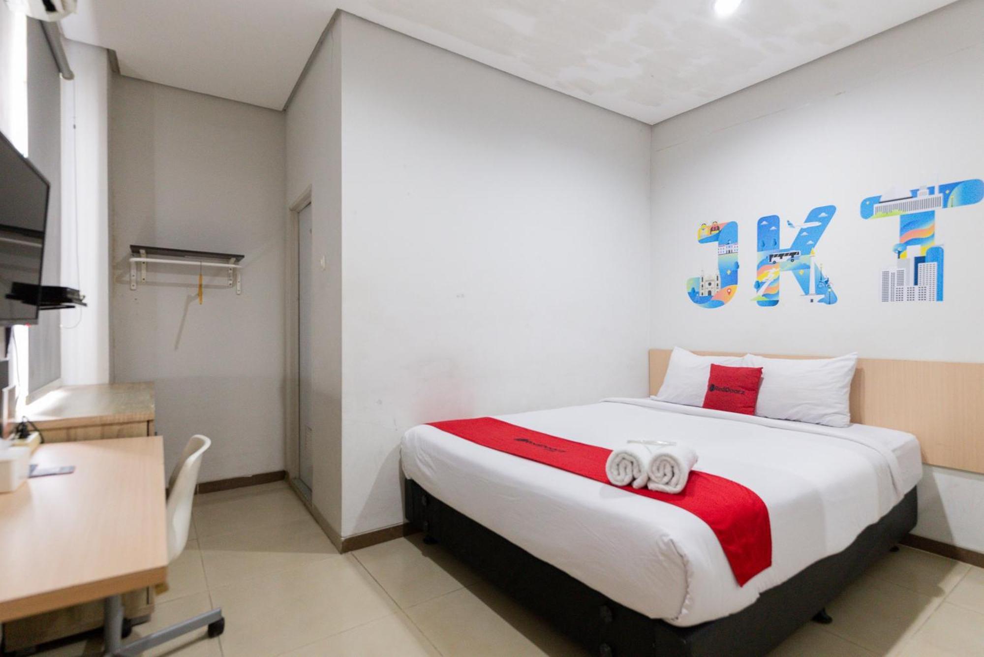 Reddoorz Syariah Near Mall Indah Hotel
