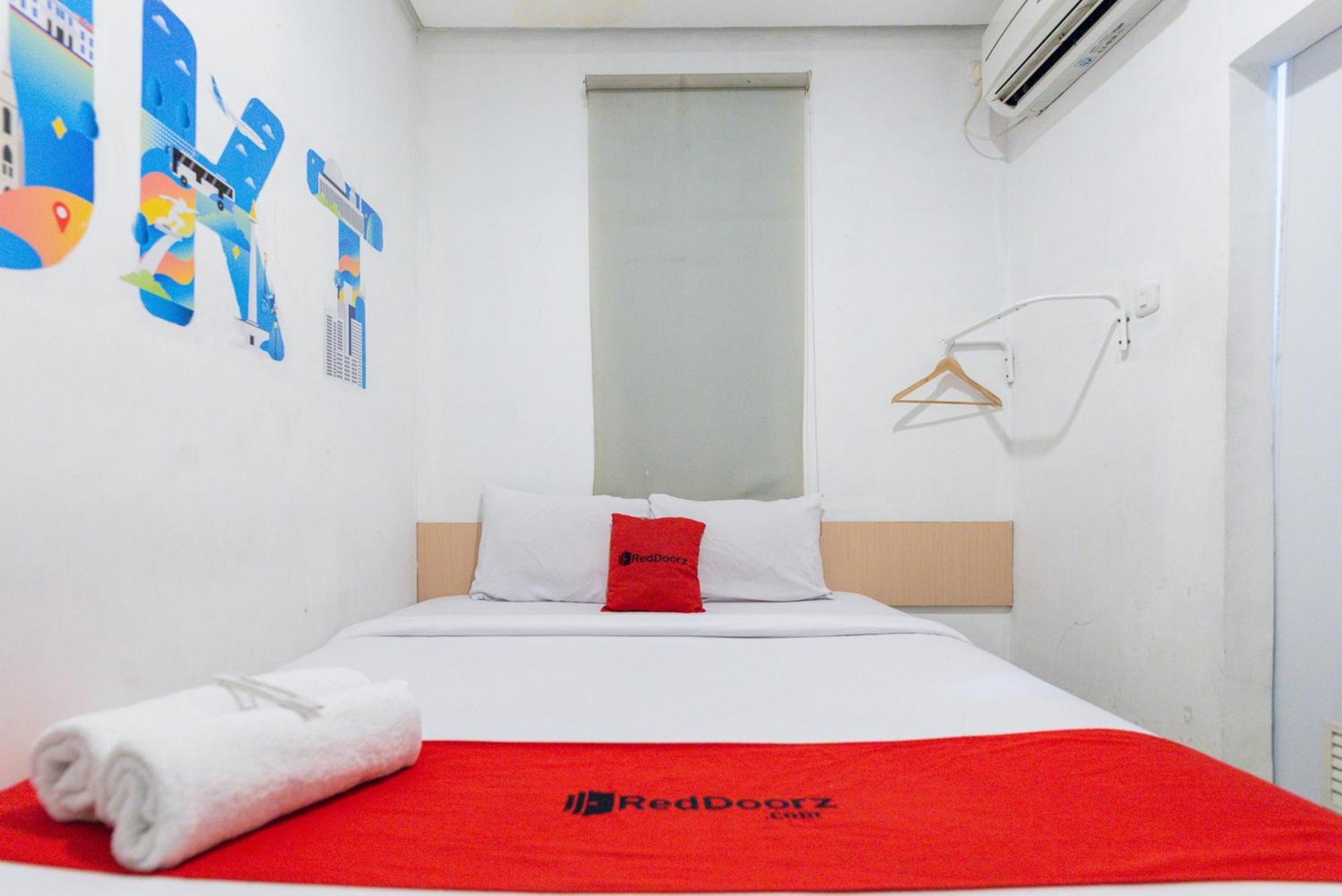 Reddoorz Syariah Near Mall Indah Hotel