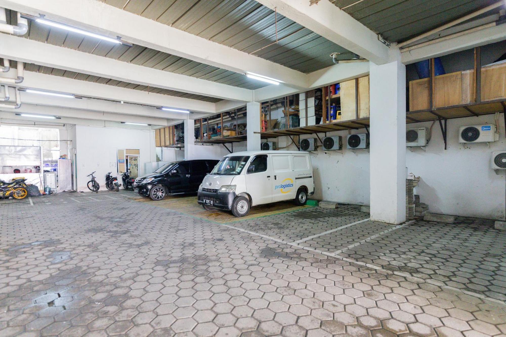 Reddoorz Syariah Near Mall Indah 3* Jacarta