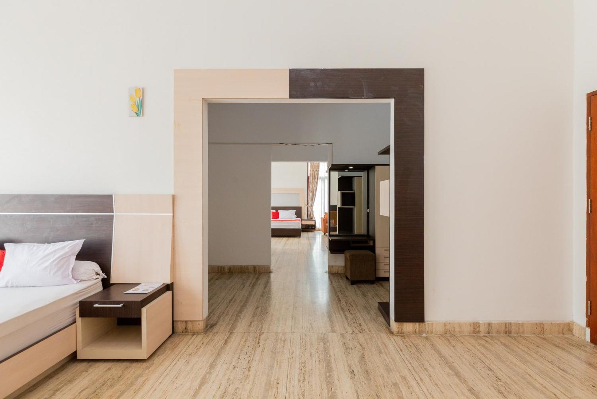 Reddoorz Premium Near Stasiun Lenteng Agung Guest house 2*