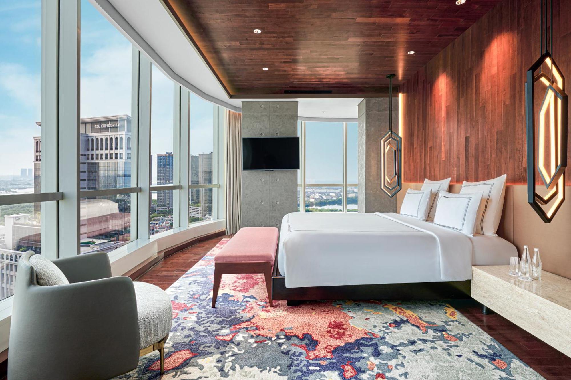 Hotel Swissotel Pik Avenue 5*