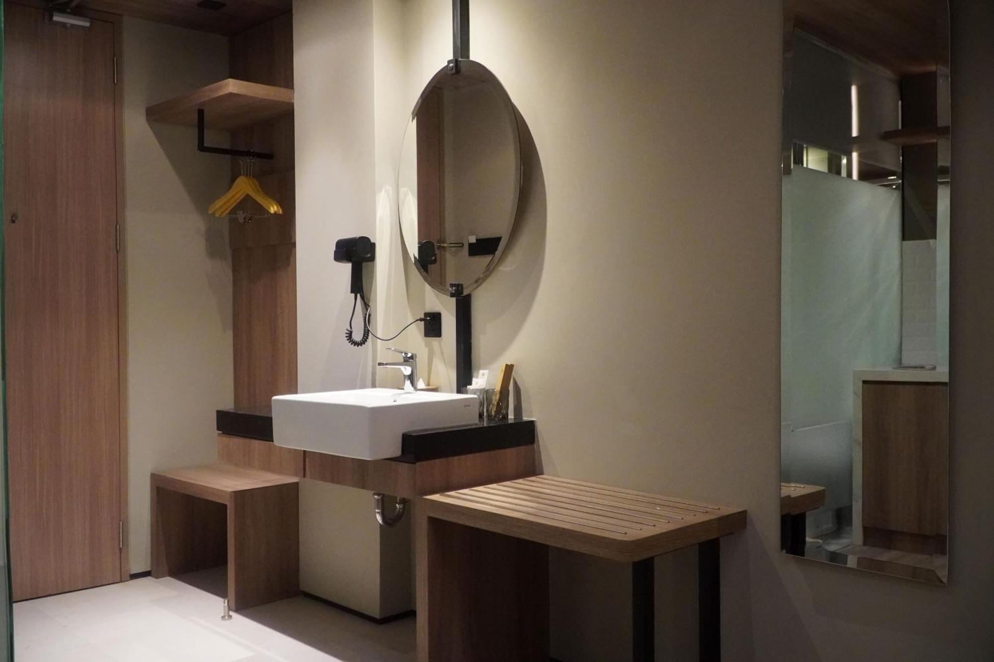 Khách sạn Posto Dormire Sudirman 3*