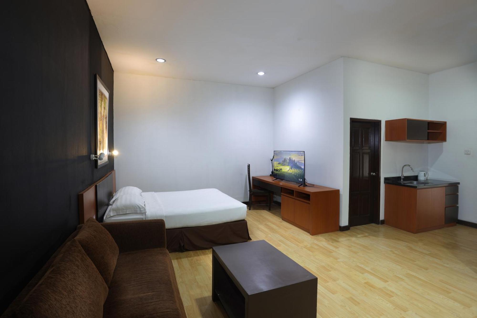 Wisma tamu Arcs House Menteng By Jambuluwuk 3*