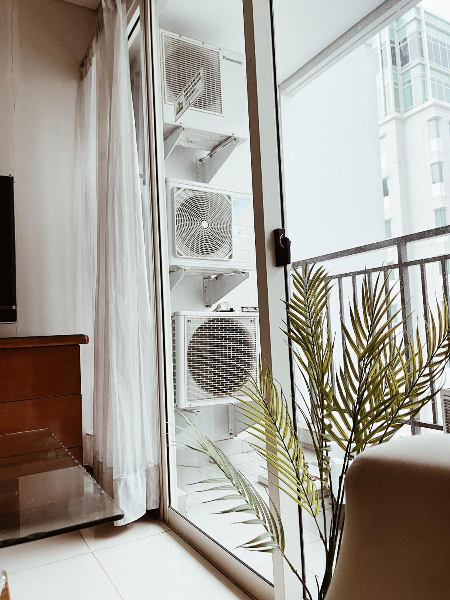 Urban Oasis Premium Staycation In Central Appartement Jakarta