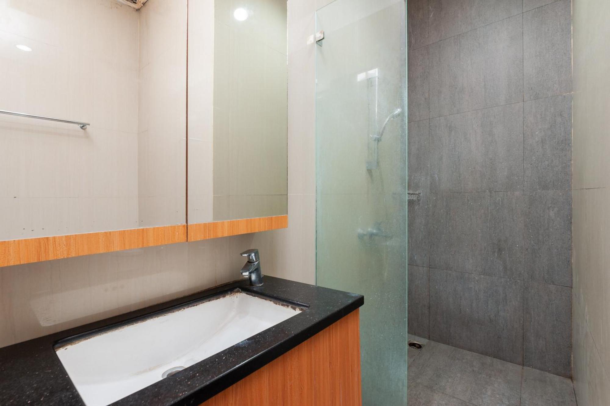 Reddoorz Near Kelapa Dua Kebon Jeruk 3* Jakarta