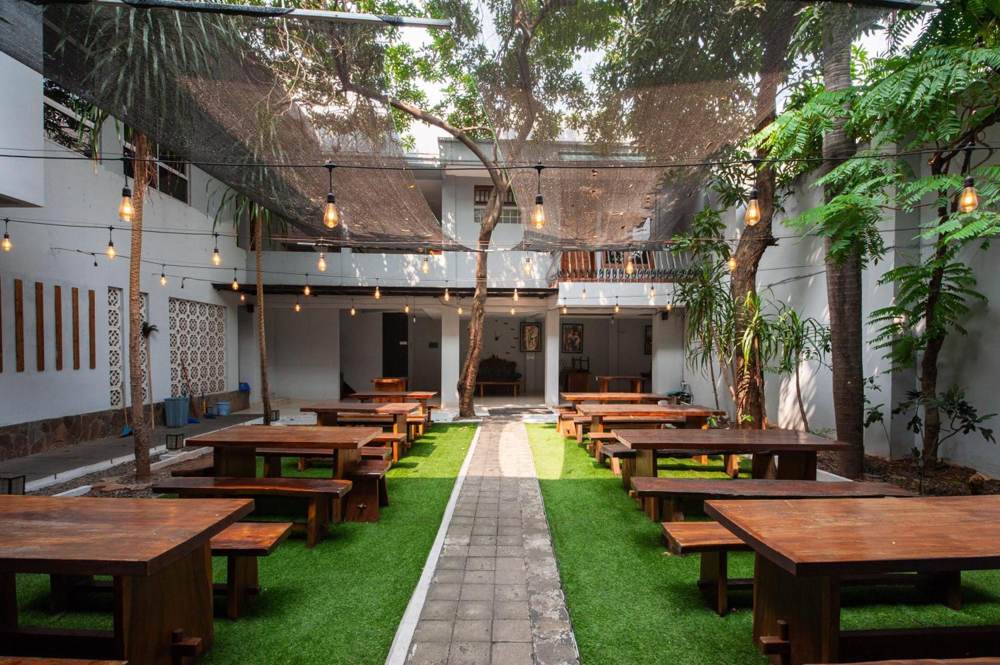 Reddoorz Near Kelapa Dua Kebon Jeruk 3* Jakarta