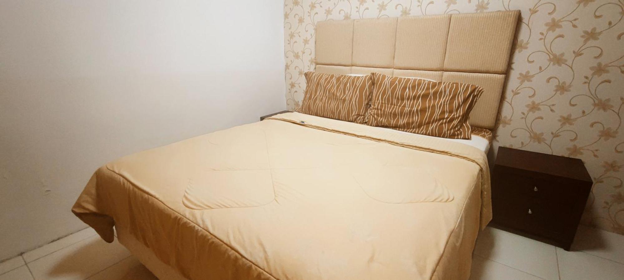 Classy! 2br Medit2 & Gm West Apartemen