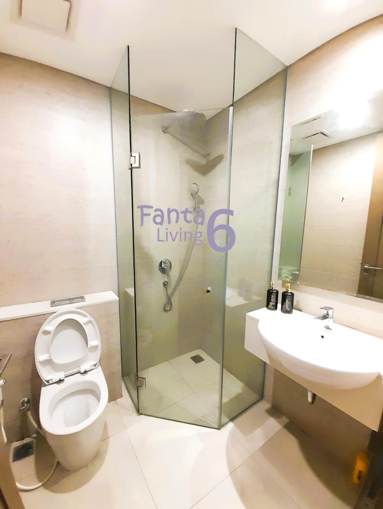 Extra Wide 1br Taman Anggrek At Near 4 Mall With 5 Star Facility Jakarta