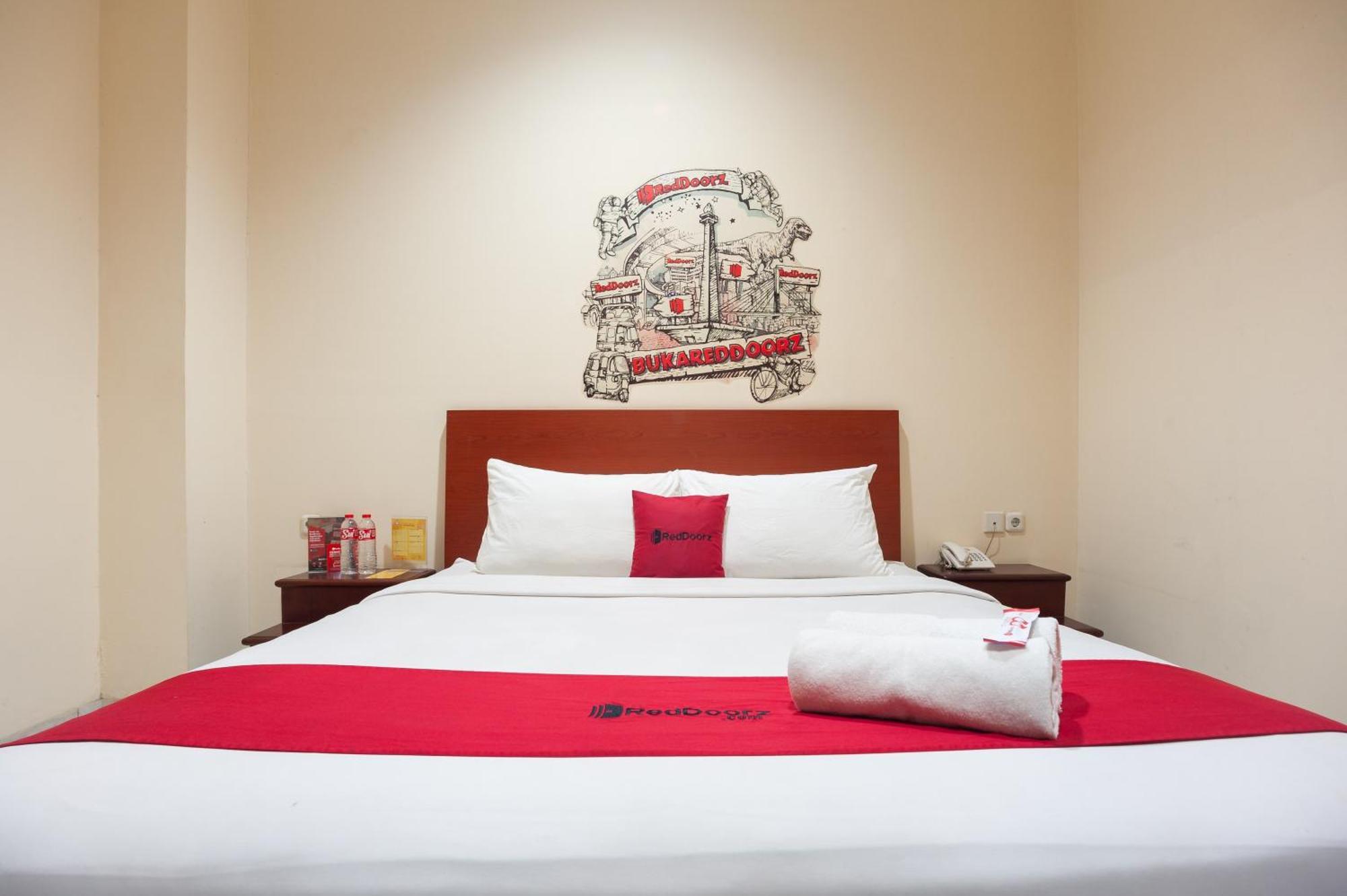 Hotel Reddoorz Near Plaza Blok M