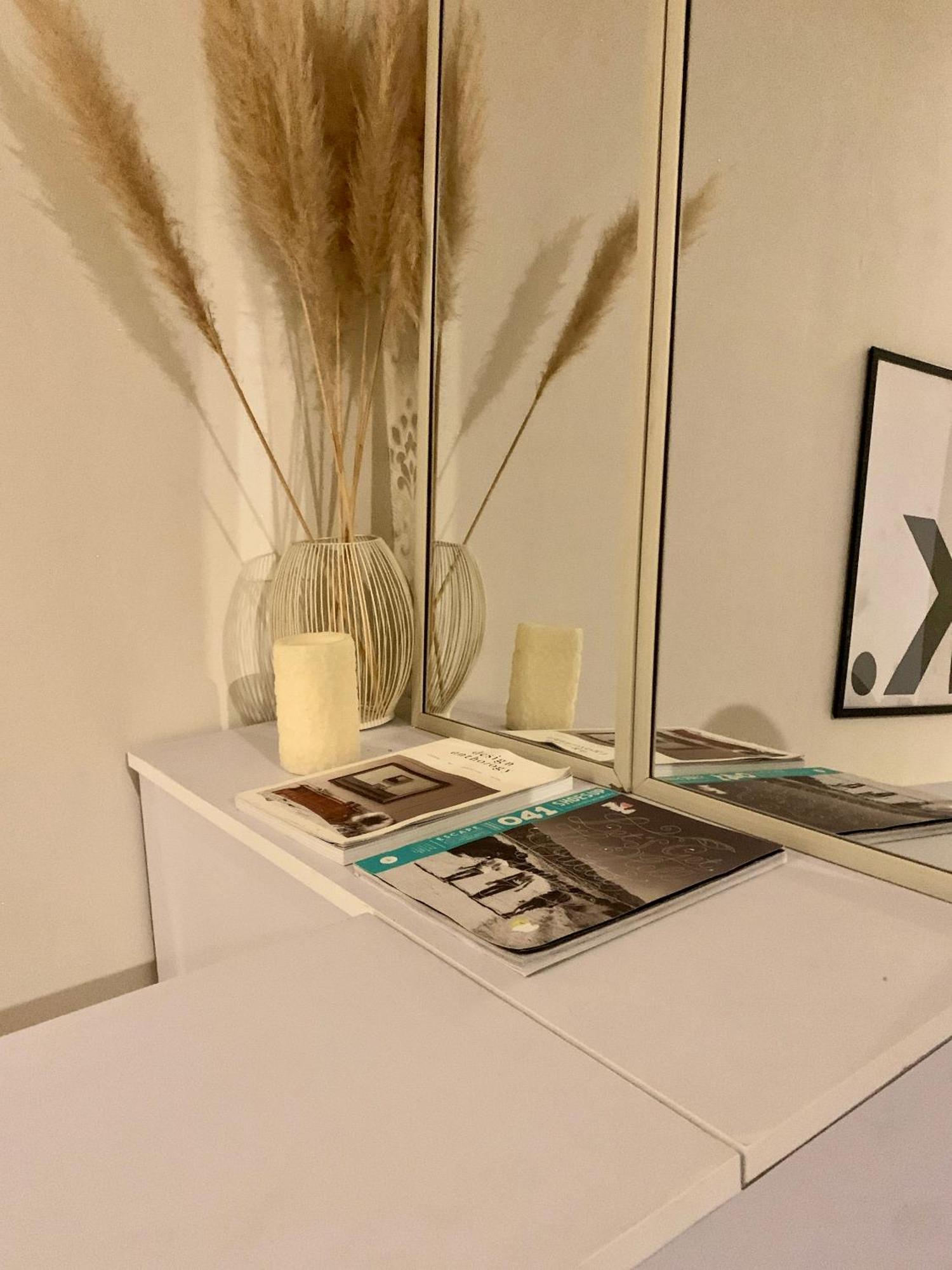 Apartment Studio Walking Distance To Mall *