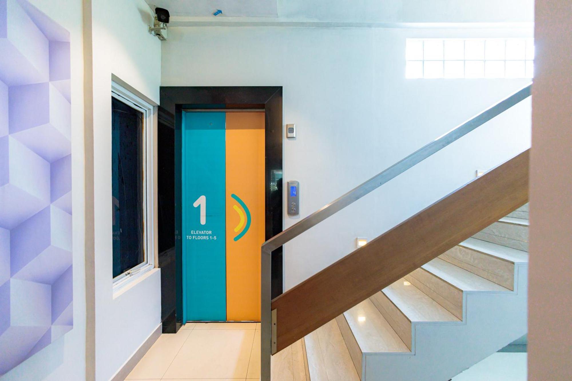 Sans Liv Ancol By Reddoorz 3* Jakarta