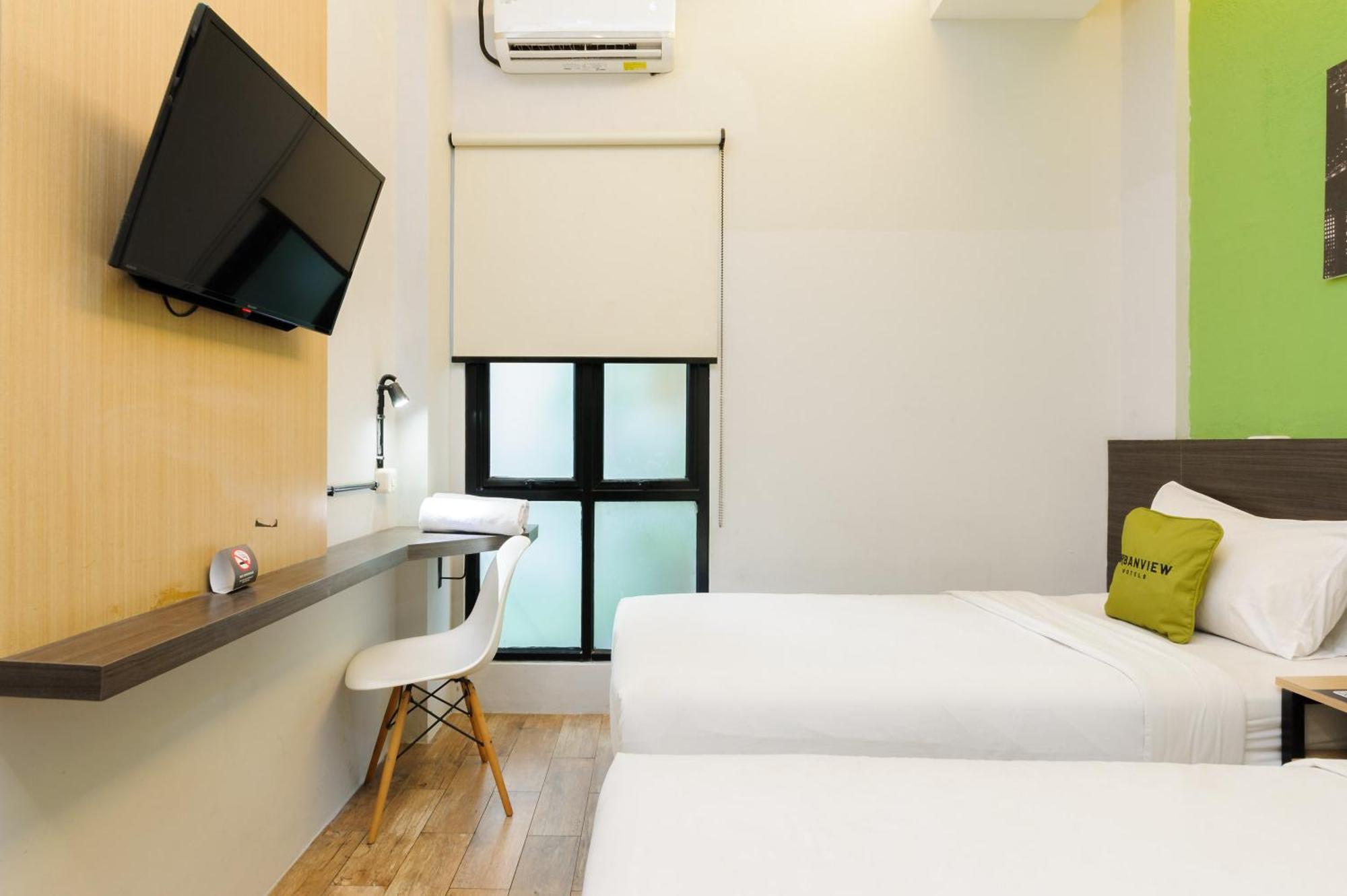 Guest house Urbanview Caverna Gandaria By Reddoorz 3*