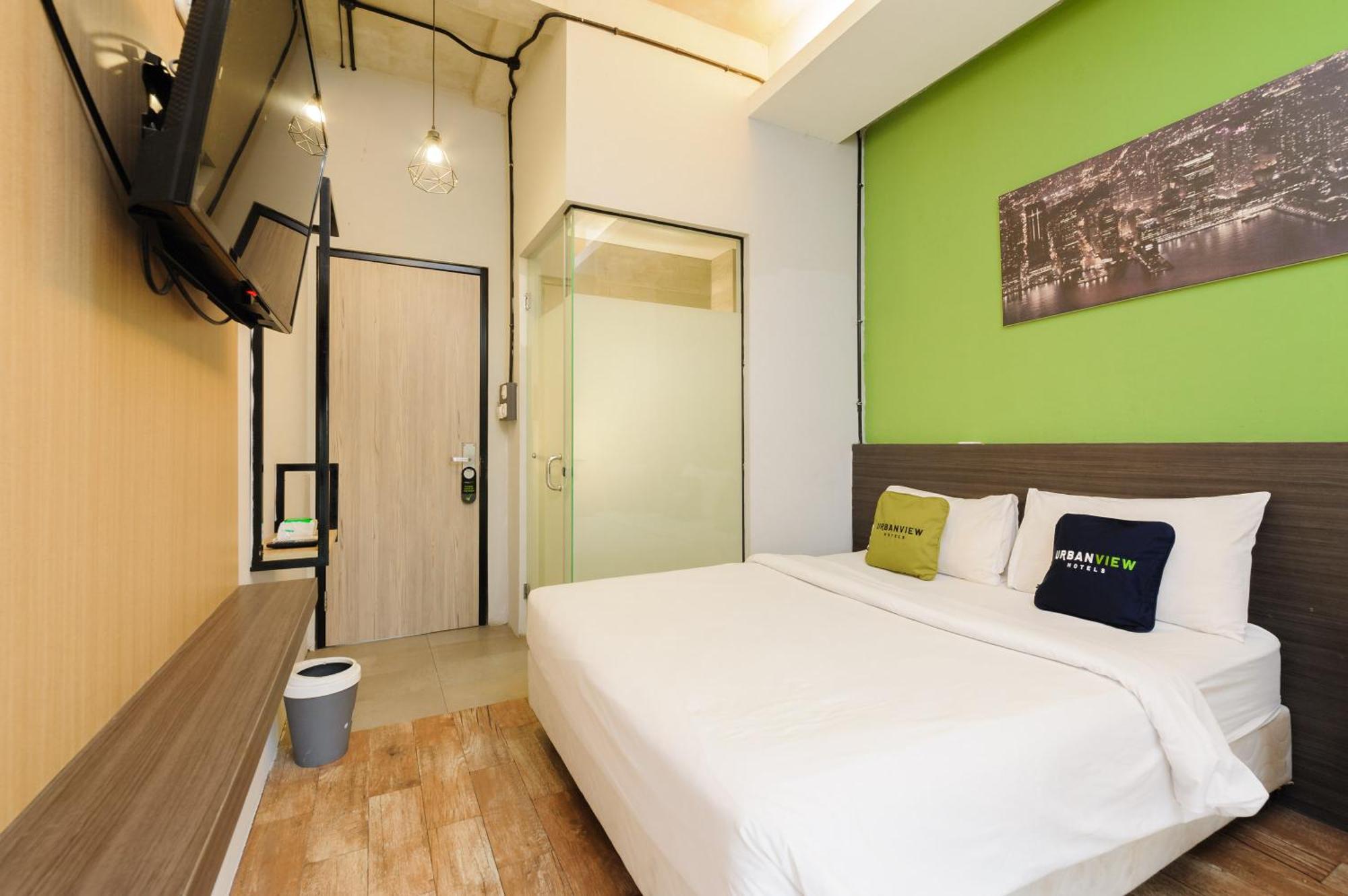 Guest house Urbanview Caverna Gandaria By Reddoorz Jakarta
