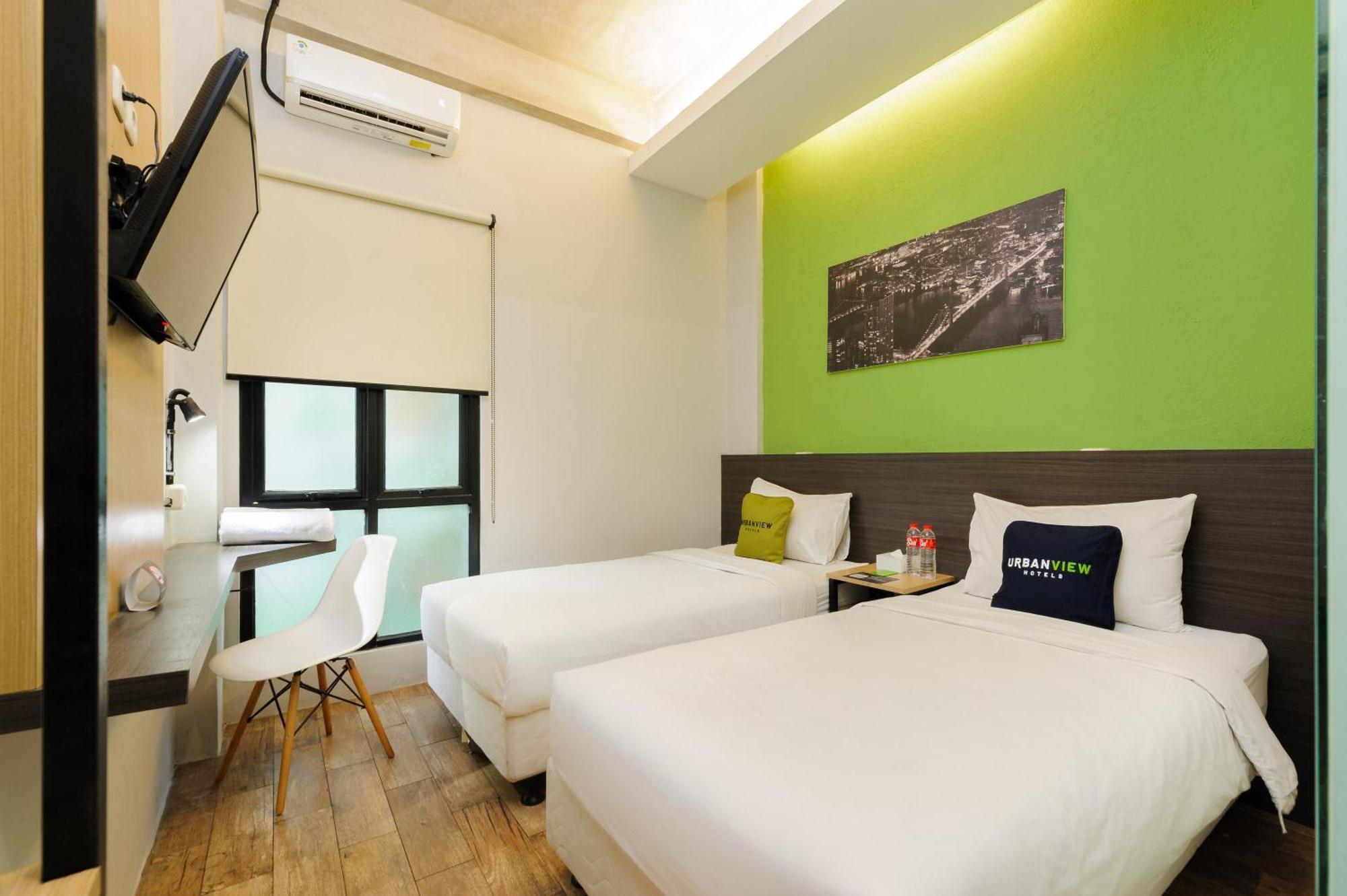 Urbanview Caverna Gandaria By Reddoorz 3*
