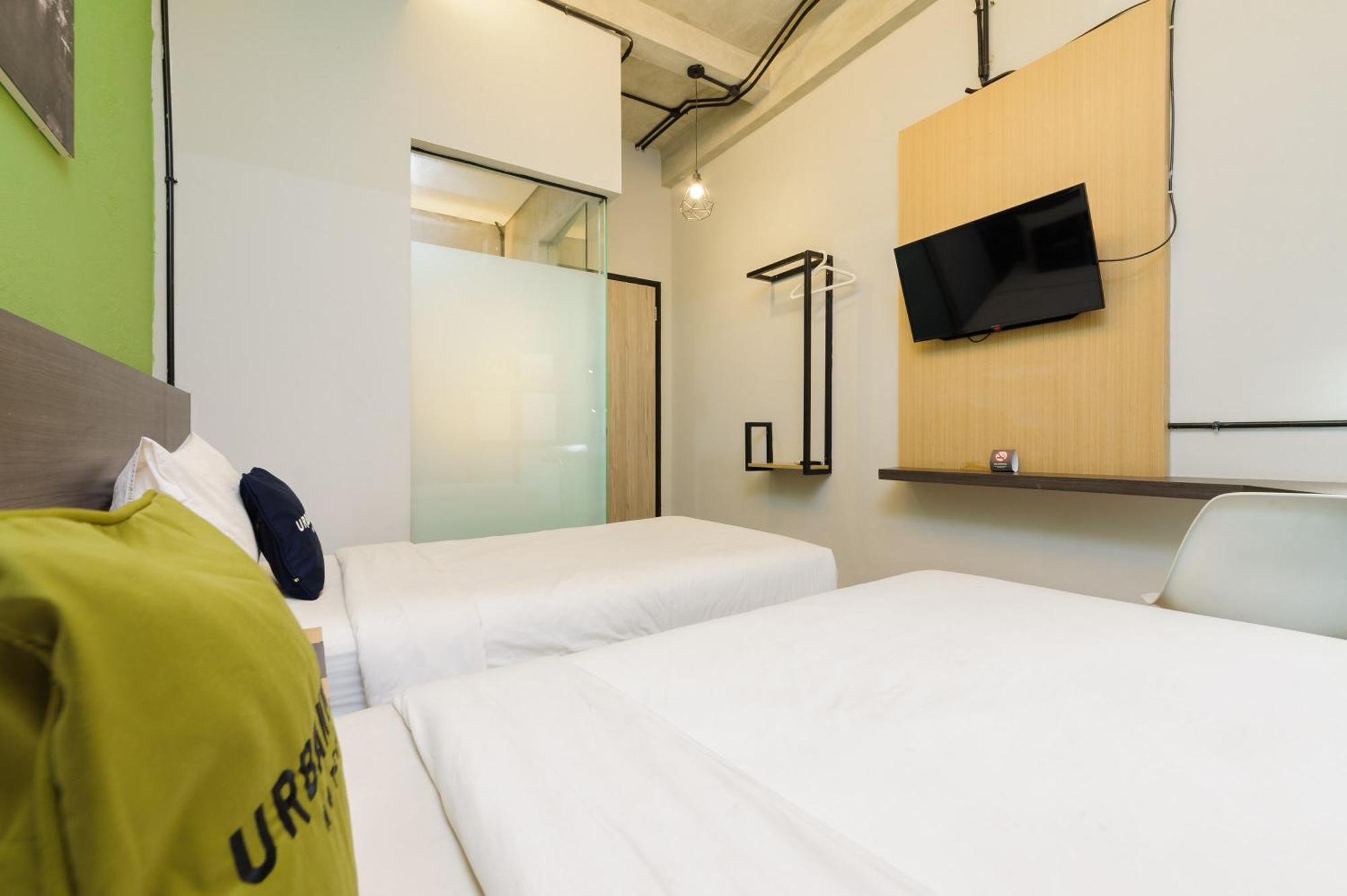 Urbanview Caverna Gandaria By Reddoorz Guest house 3*