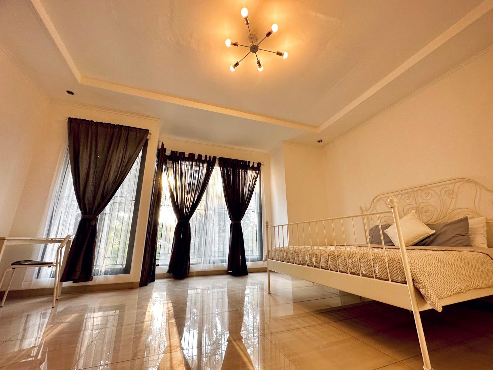 4-bedroom In South Nuansa Swadarma By Le Ciel Hospitality Bahay bakasyunan