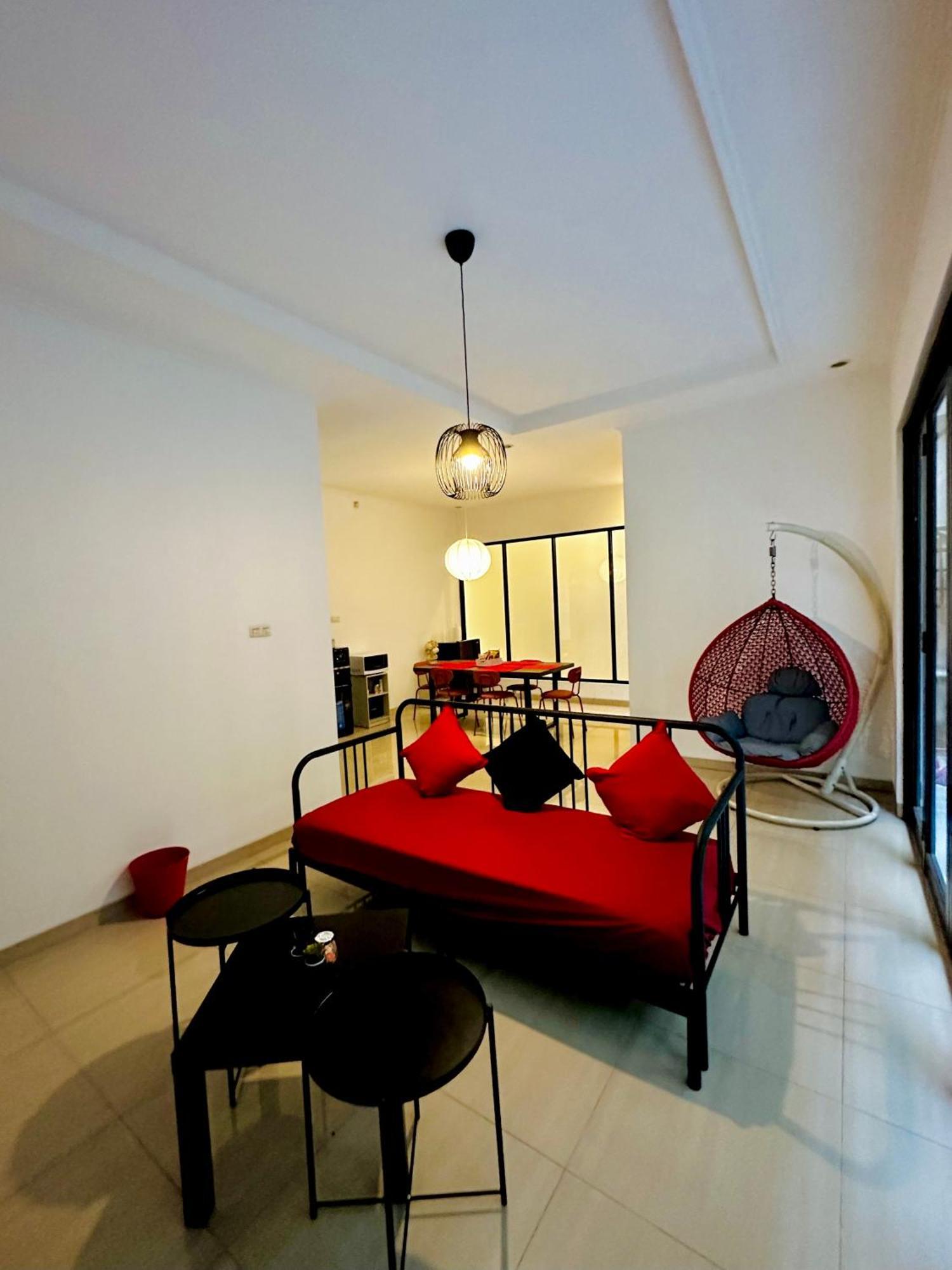 4-bedroom In South Nuansa Swadarma By Le Ciel Hospitality Bahay bakasyunan