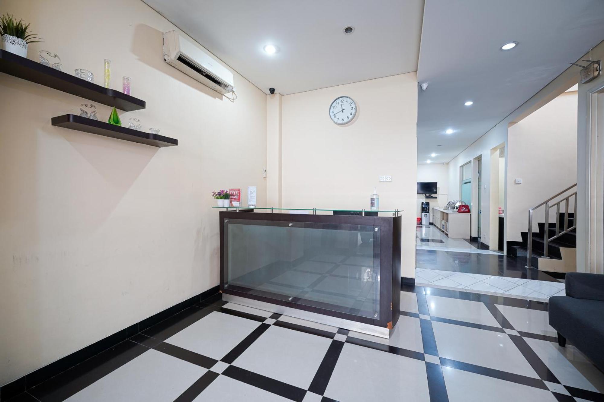 Multi 88 Syariah Hotel 2*