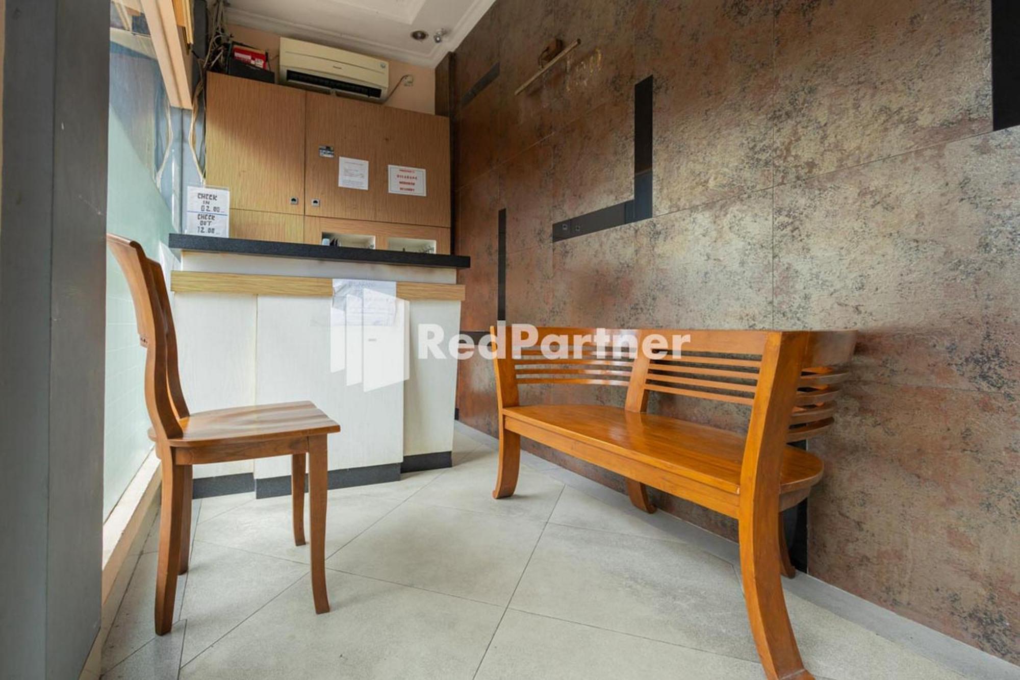 Star Jaksa Mitra Reddoorz