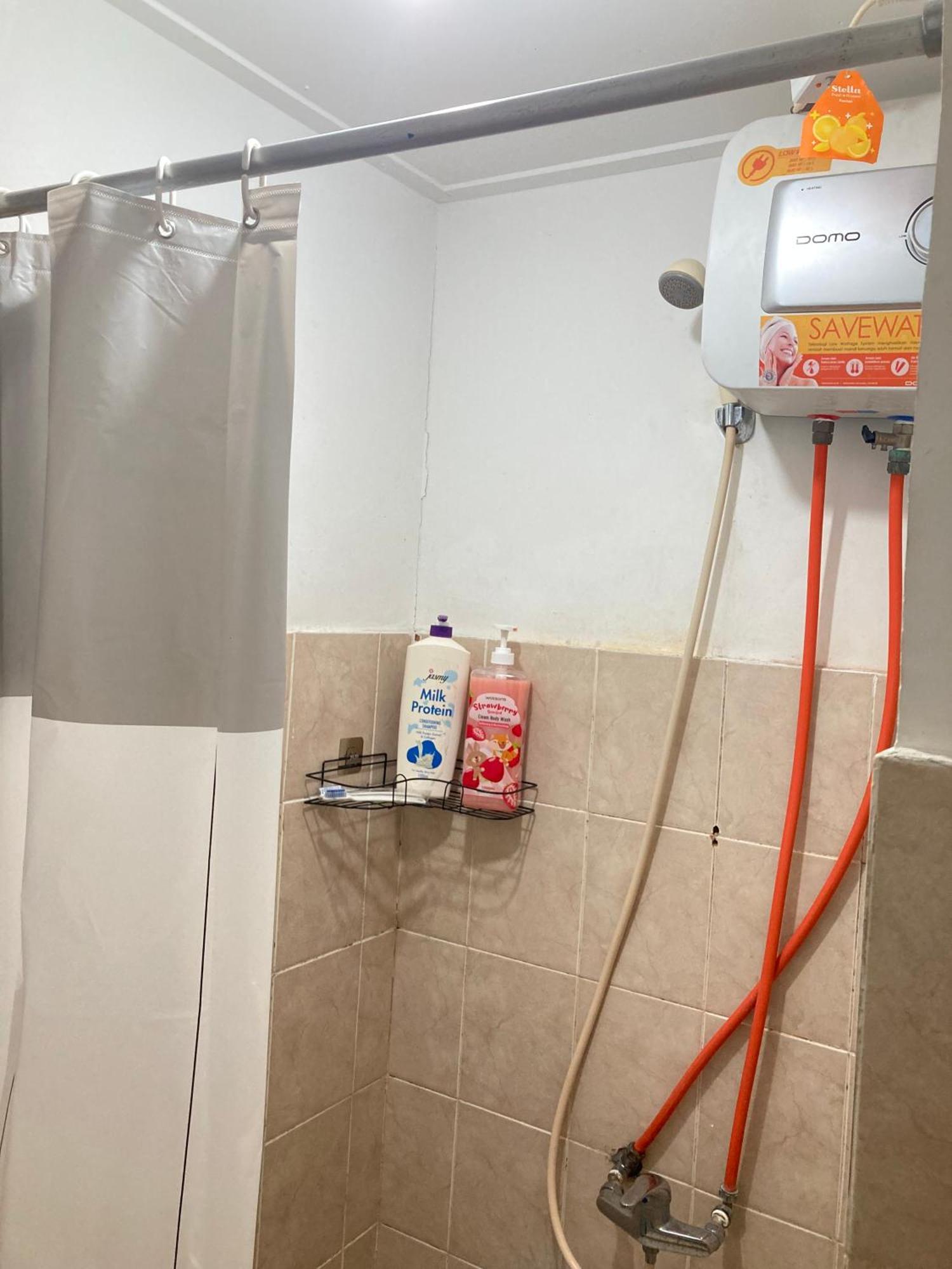 Apartment Bay Pluit - Indra