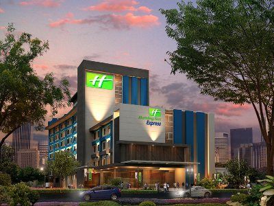 Mercure Cikini 4*