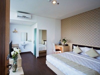 88 Grogol By Wh Hotel 2*
