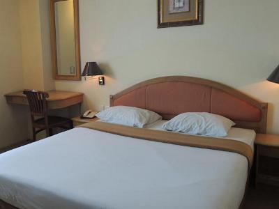 Hotel Bulevar Tanjung Duren 2*