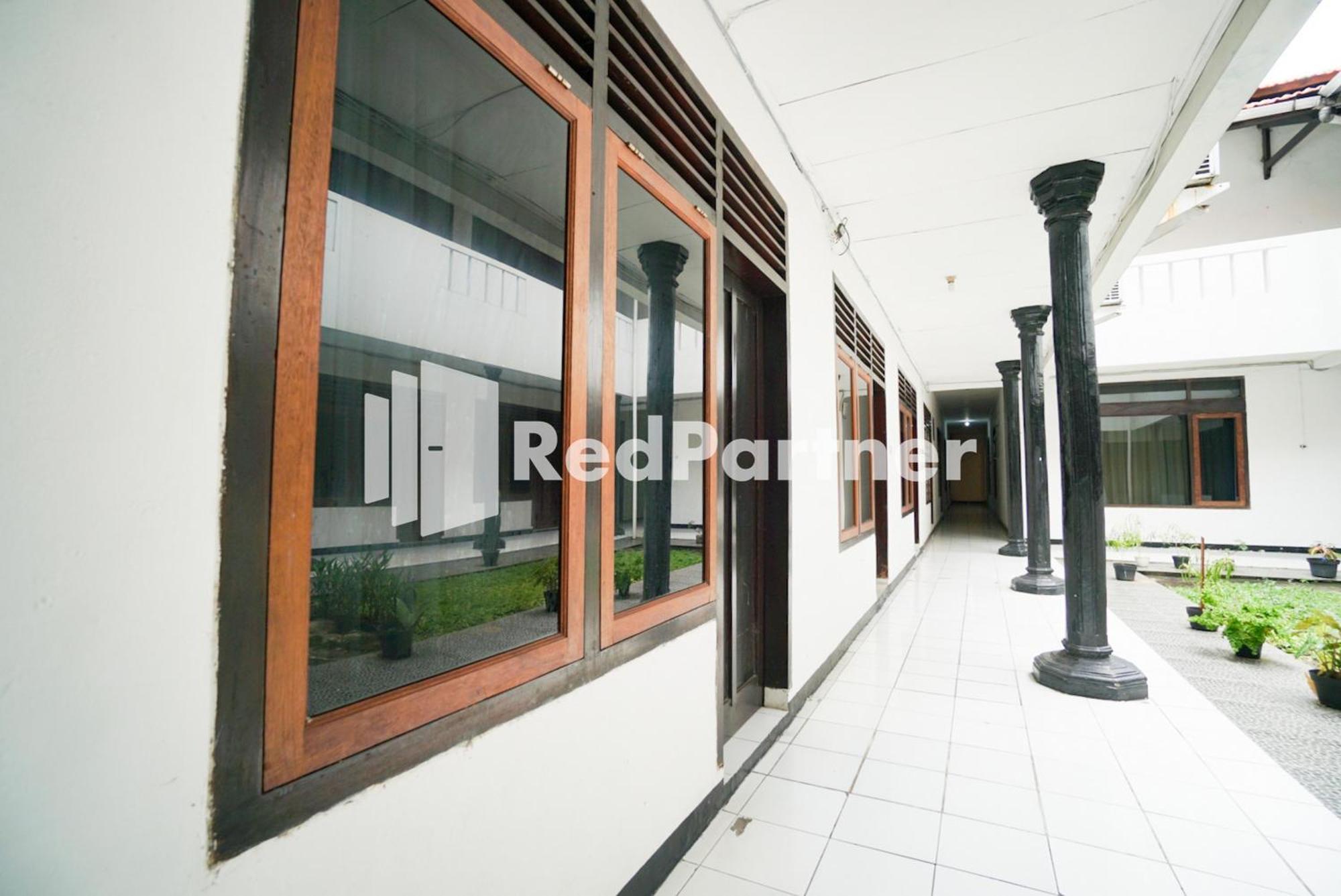 Borobudur Kemayoran Syariah Mitra Reddoorz