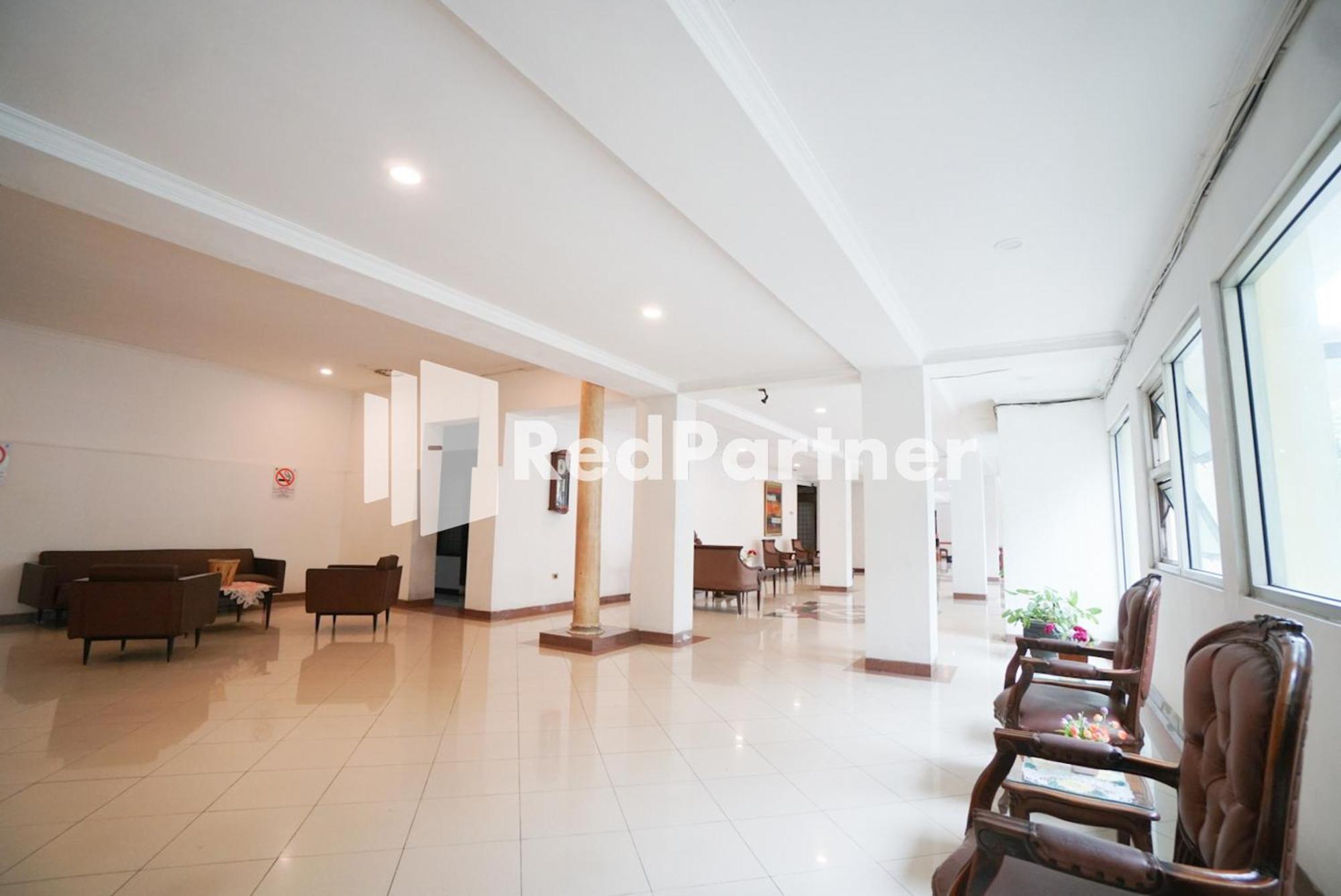 Borobudur Kemayoran Syariah Mitra Reddoorz Hotel