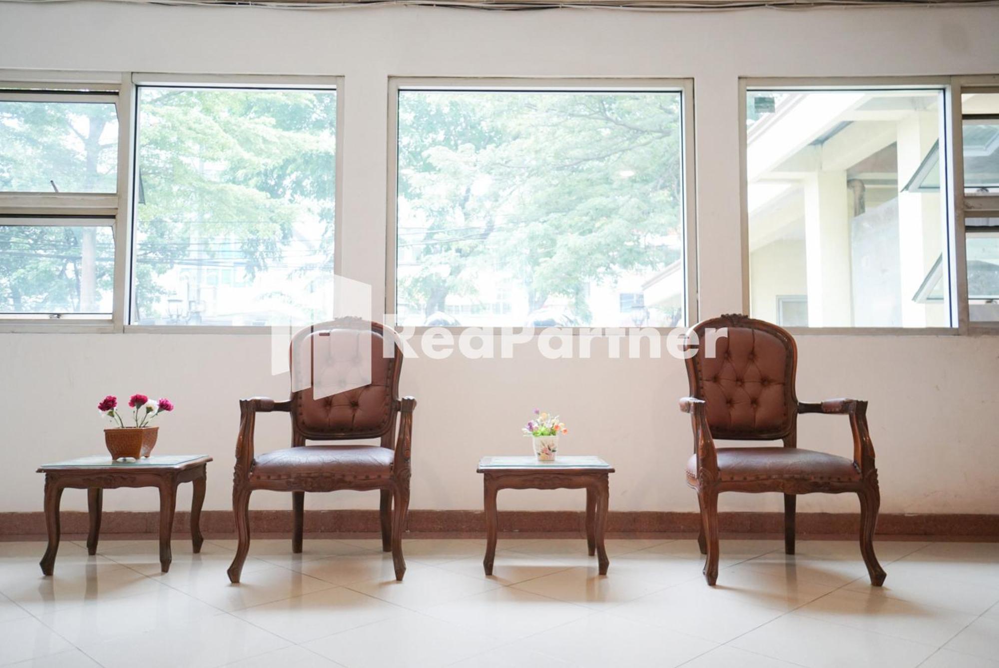 Hotel Borobudur Kemayoran Syariah Mitra Reddoorz
