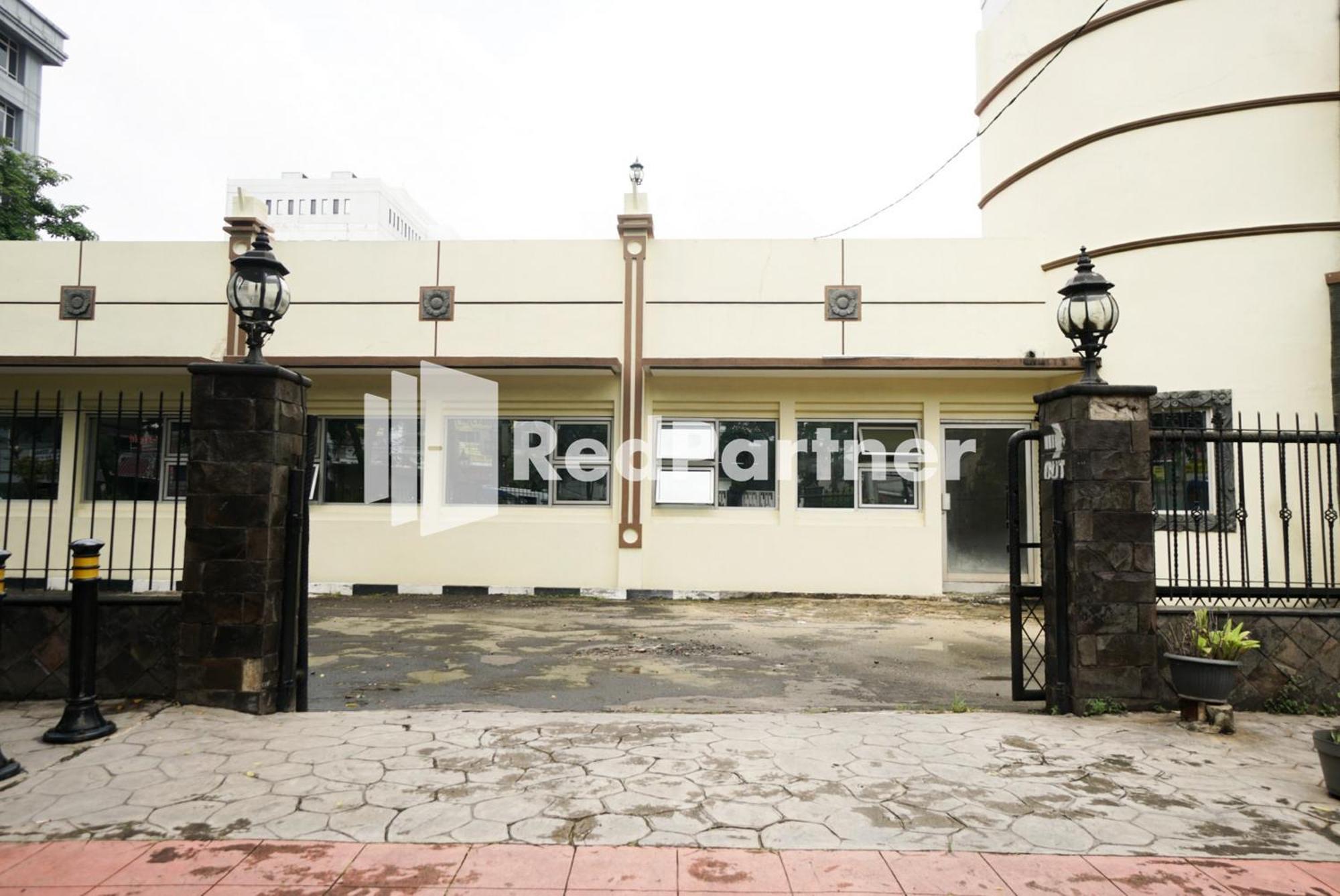 Borobudur Kemayoran Syariah Mitra Reddoorz 2* Jakarta