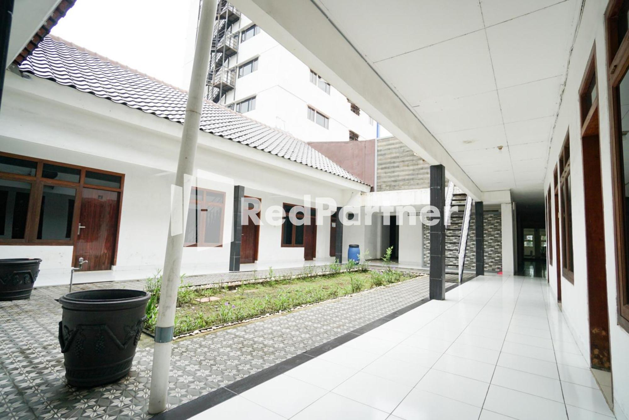 Hotel Borobudur Kemayoran Syariah Mitra Reddoorz Jakarta