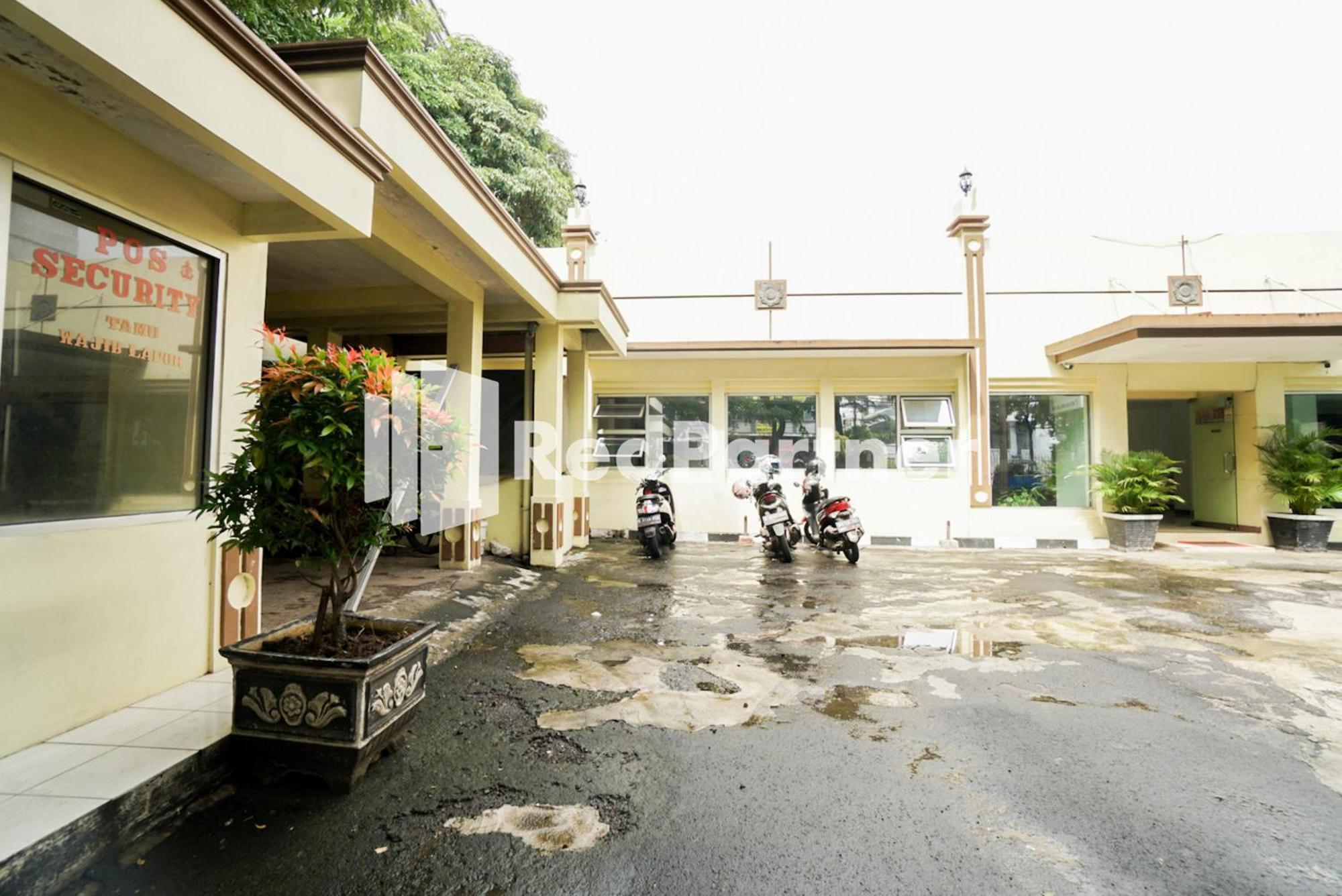 Borobudur Kemayoran Syariah Mitra Reddoorz