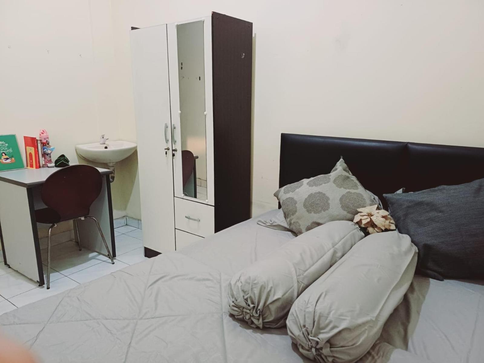 Kost Griya Asri By Ecommerceloka * Jakarta