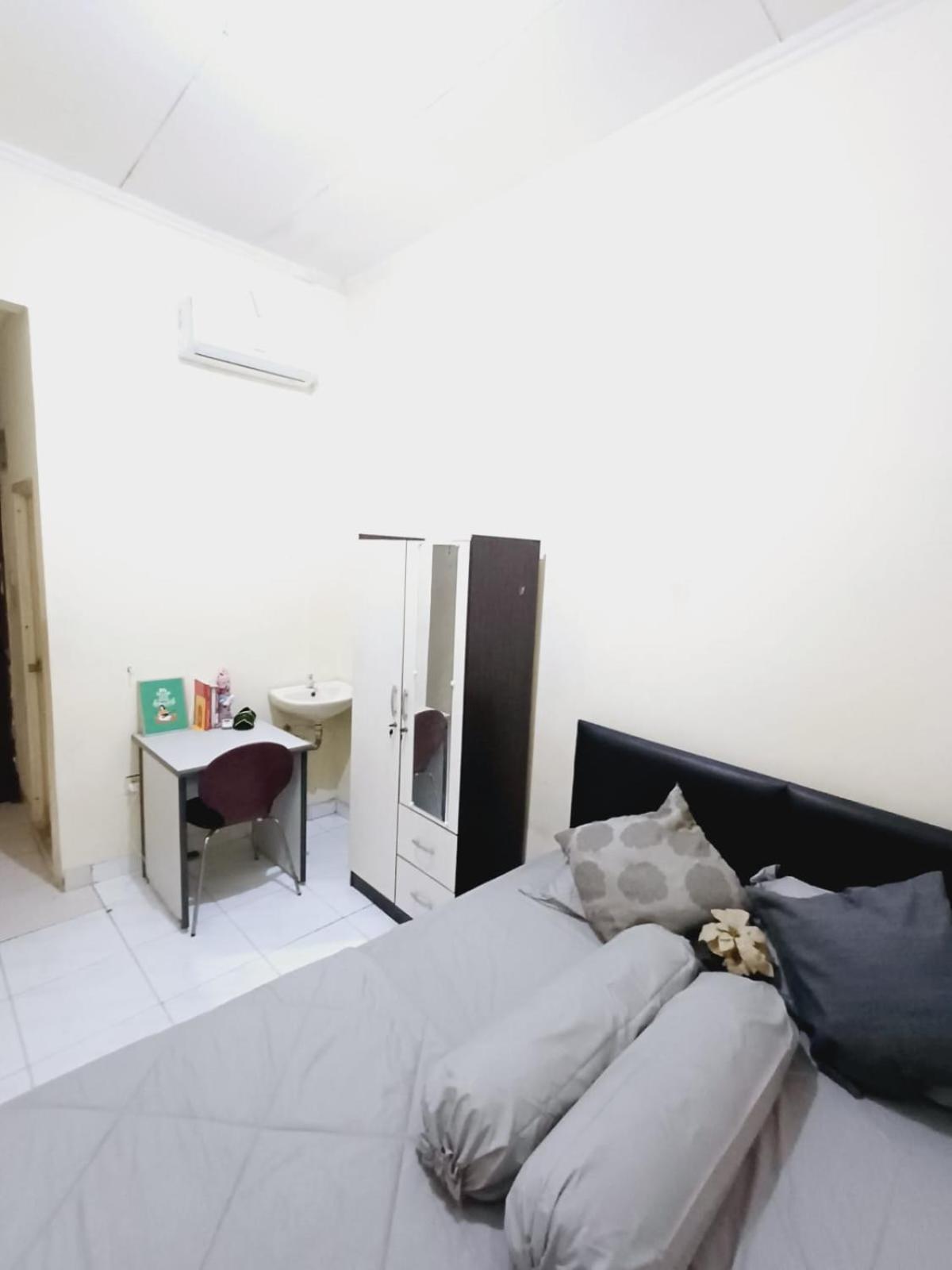 Kost Griya Asri By Ecommerceloka Guest house Jakarta