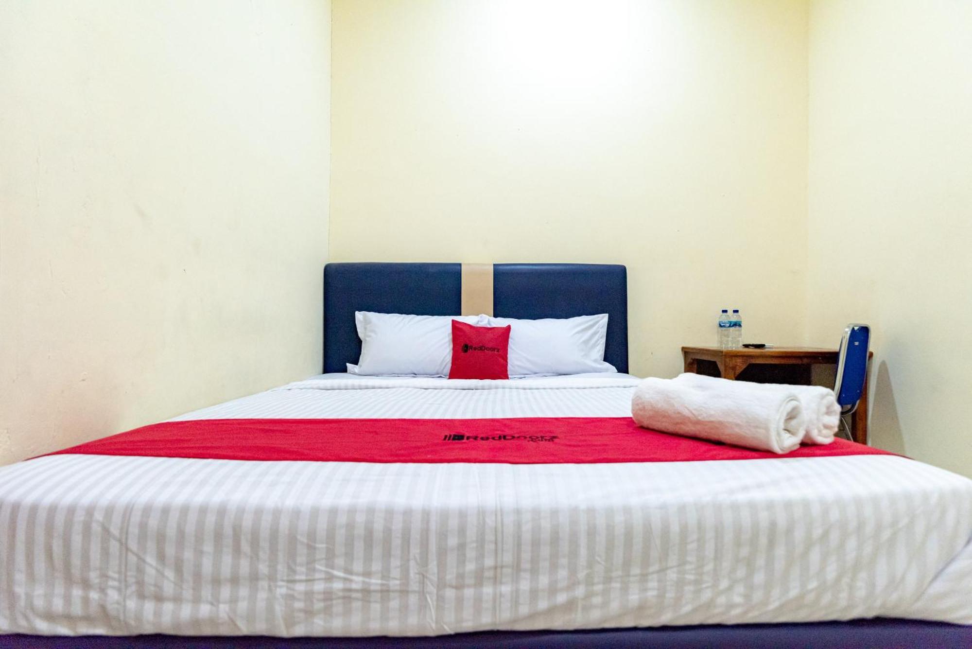 Reddoorz Near Kelapa Gading Jakarta