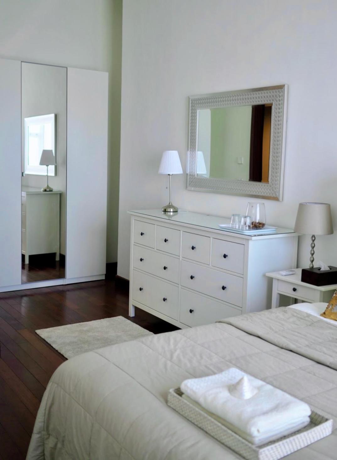 2br Lucky Tower Old Town Floor * Jakarta