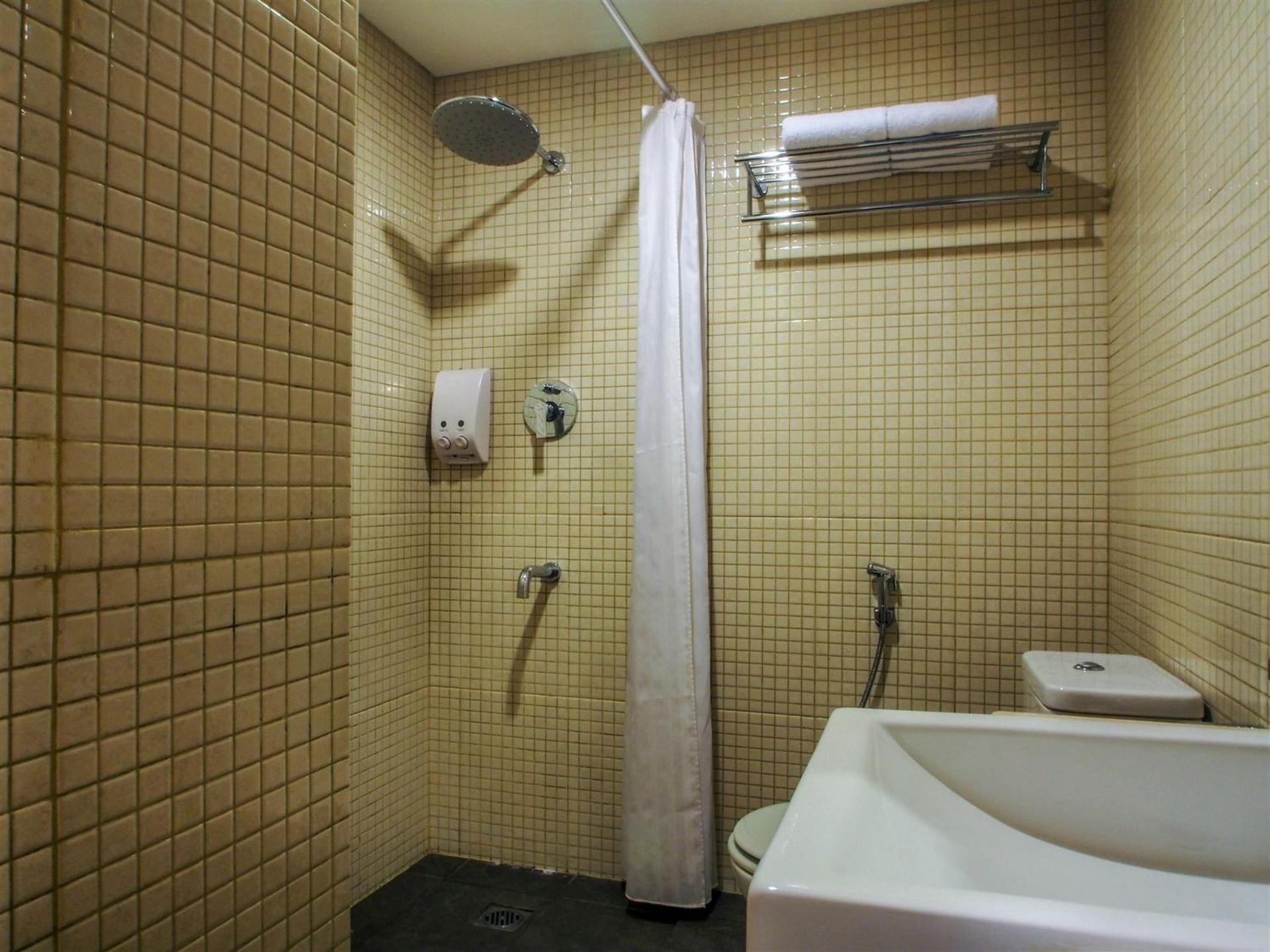 M Hotel 3*