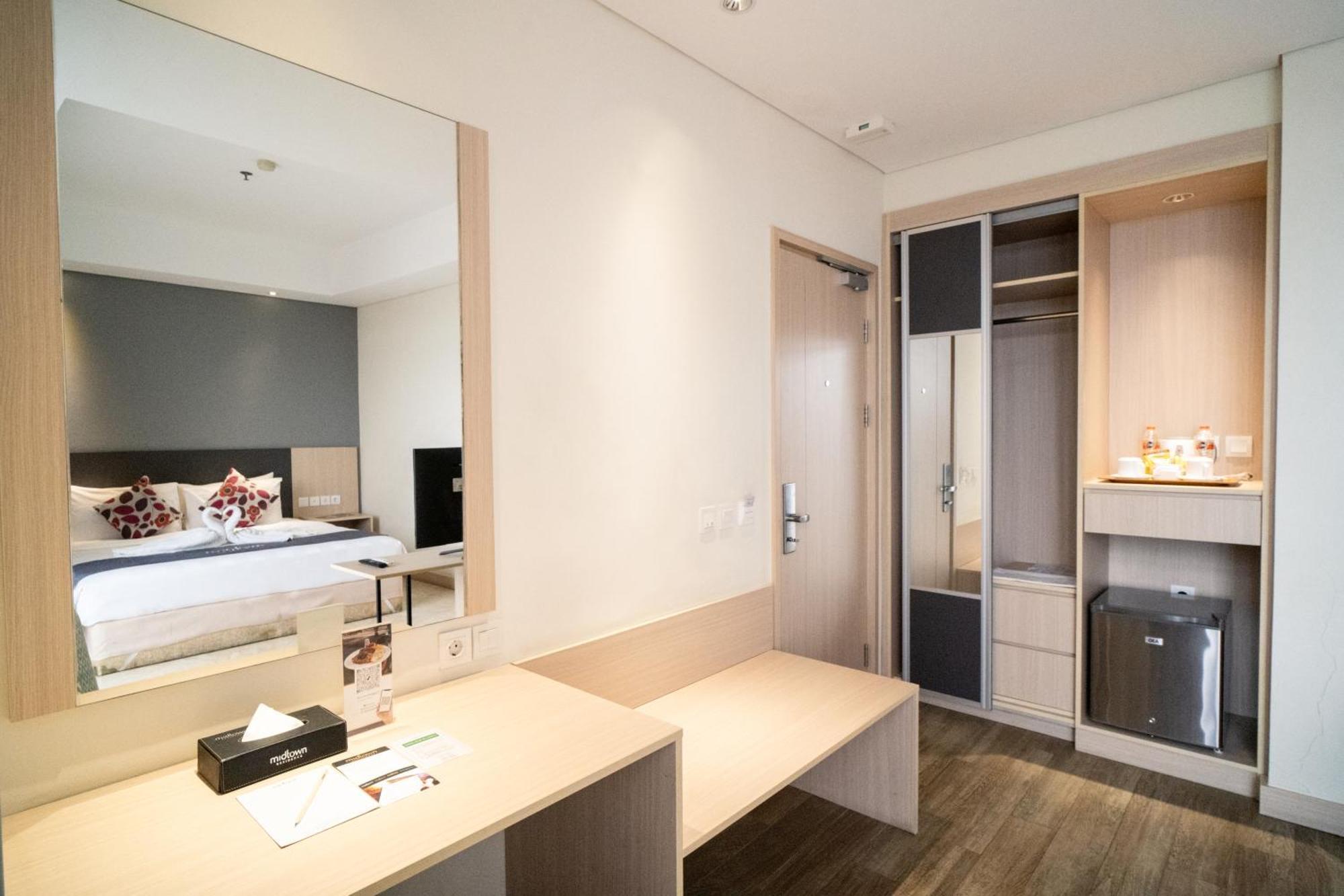 Midtown Simatupang Hotel