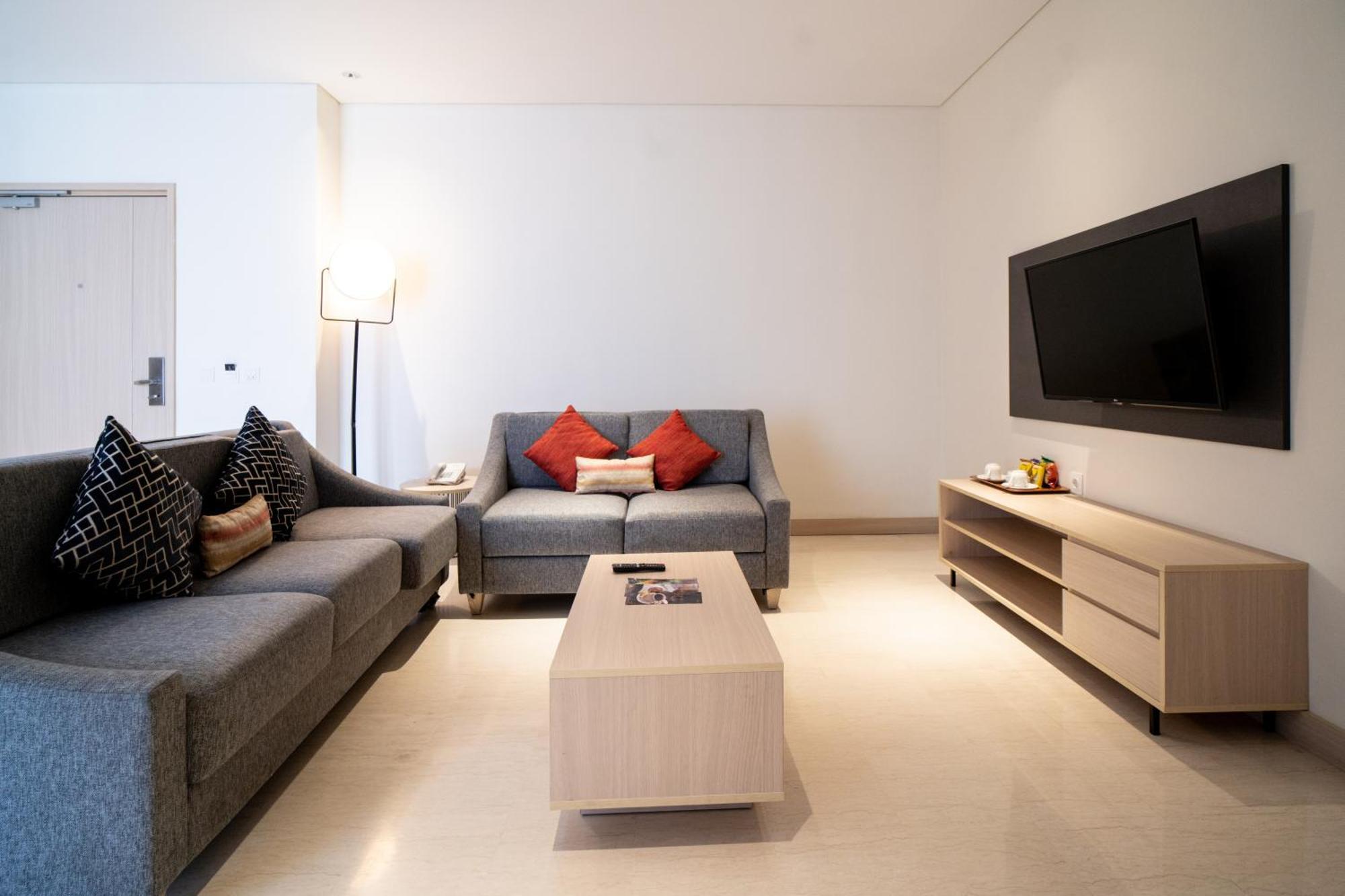 Midtown Simatupang 4*