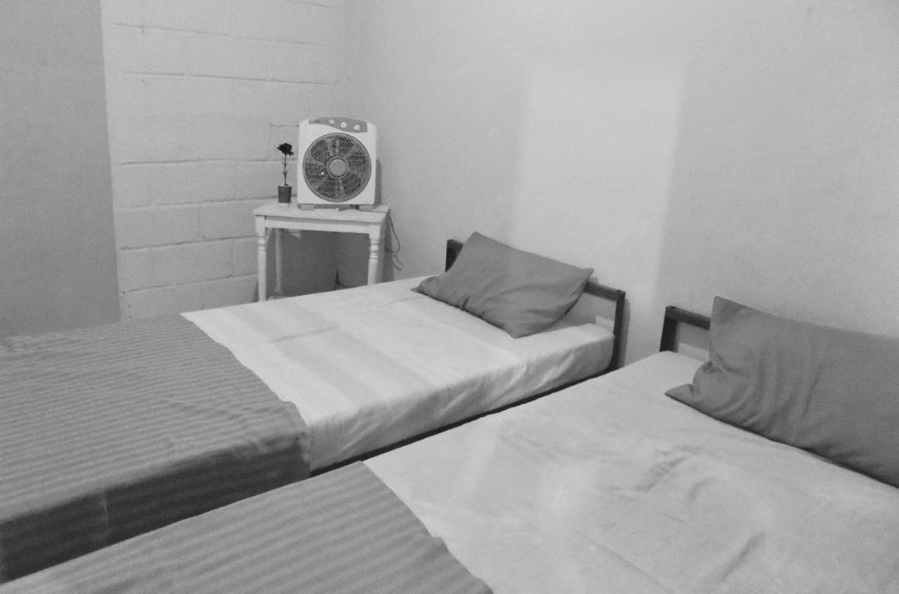 Bahay sa kanayunan Kos Omah Yanto 19 *