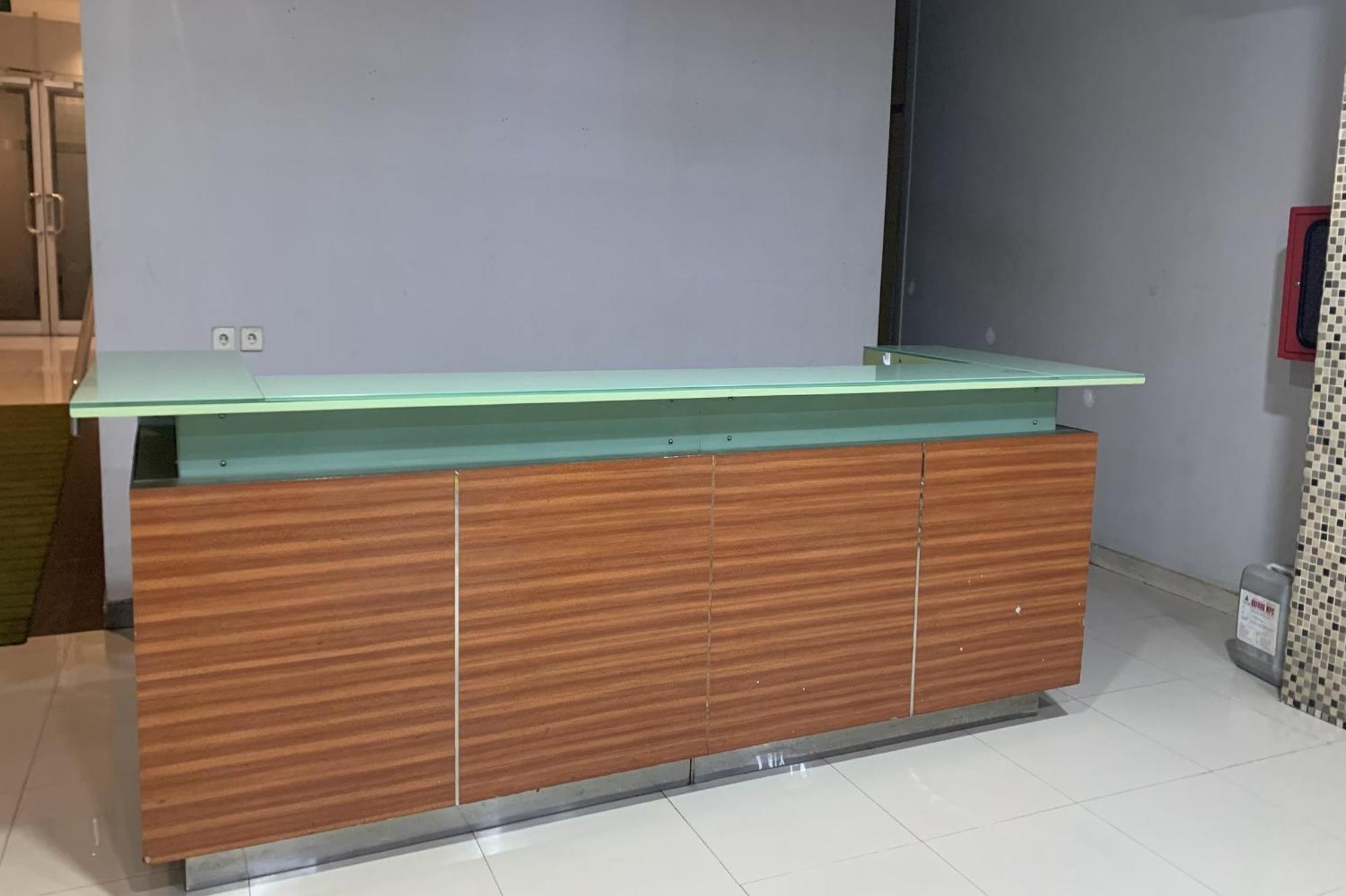 Glodok Plaza Hotel 2*